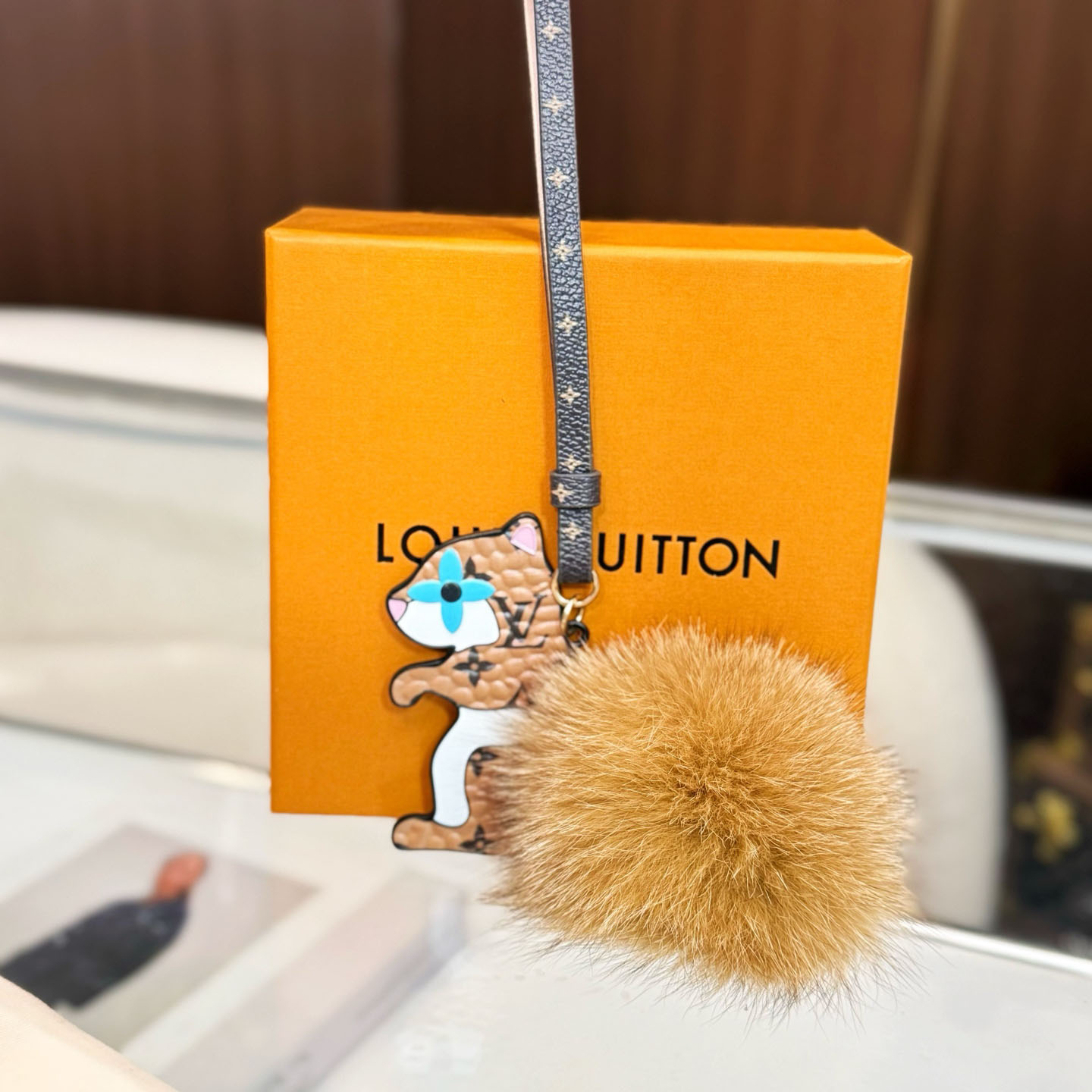 Louis Vuitton Squirrel LV Furry Friend Bag Charm M03218 - DesignerGu