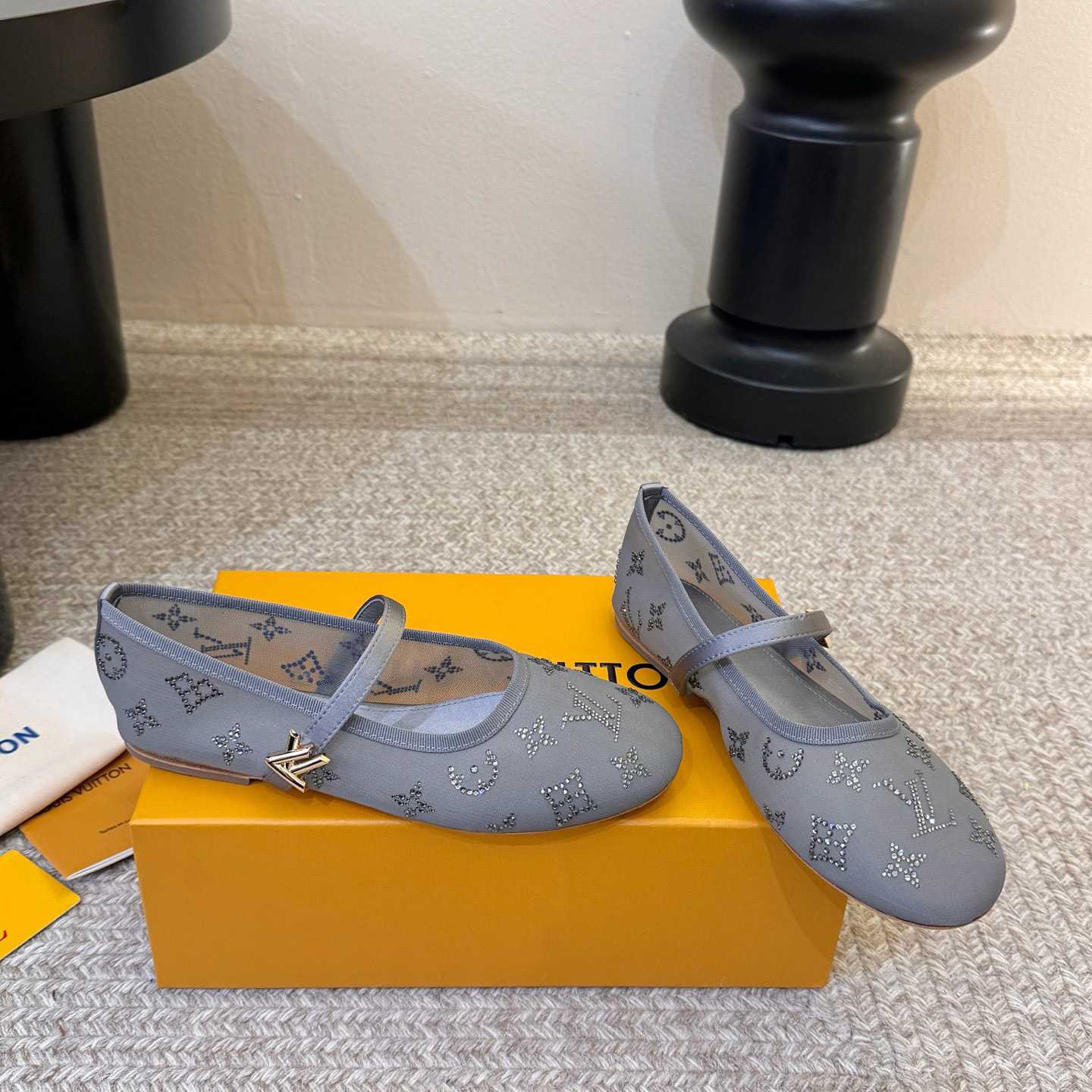 Louis Vuitton Romy Flat Ballerina - DesignerGu
