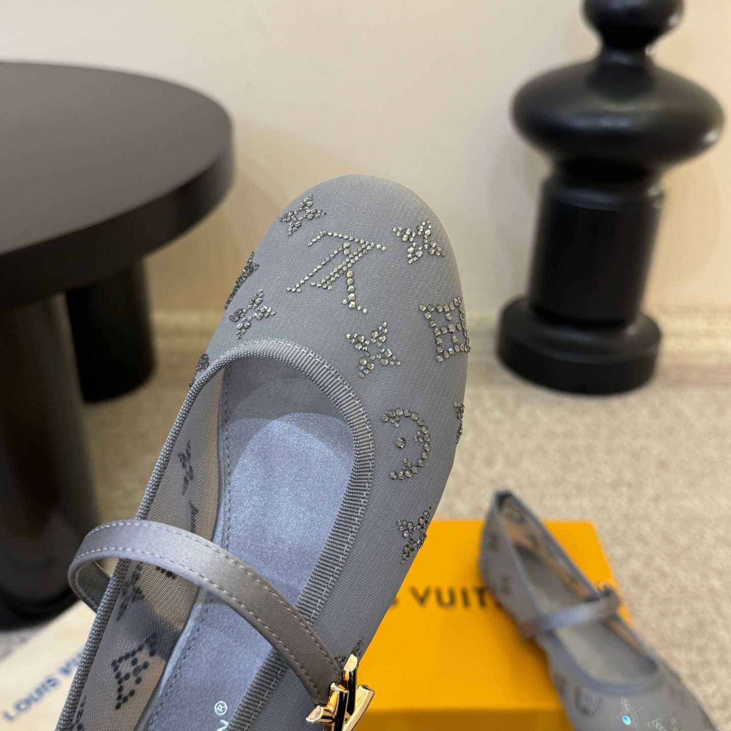 Louis Vuitton Romy Flat Ballerina - DesignerGu