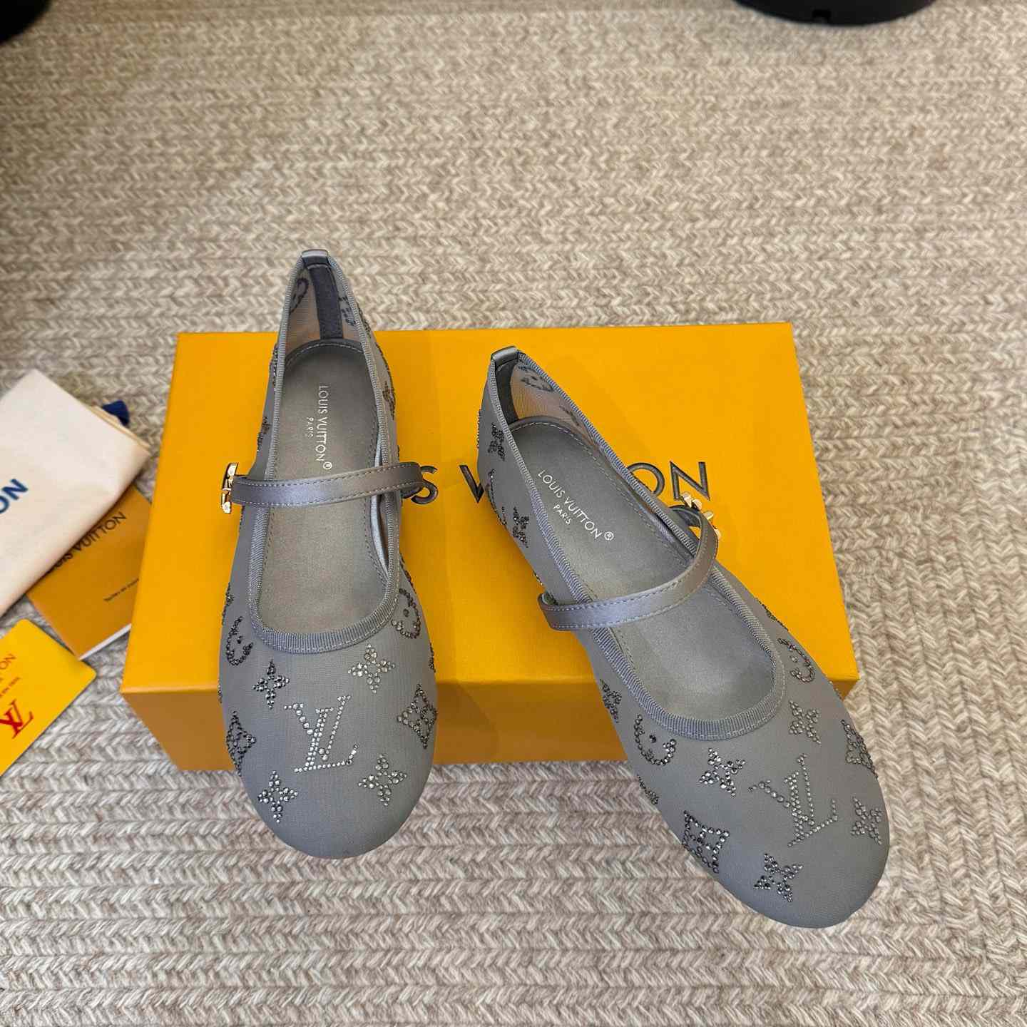 Louis Vuitton Romy Flat Ballerina - DesignerGu