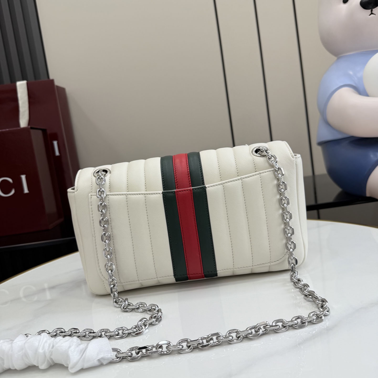 Gucci Jetset GG Marmont Medium Shoulder Bag A005XW - DesignerGu