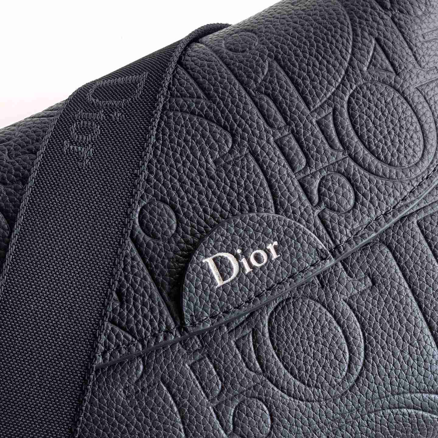 Dior Mini Dior Jett Zipped Messenger Bag - DesignerGu