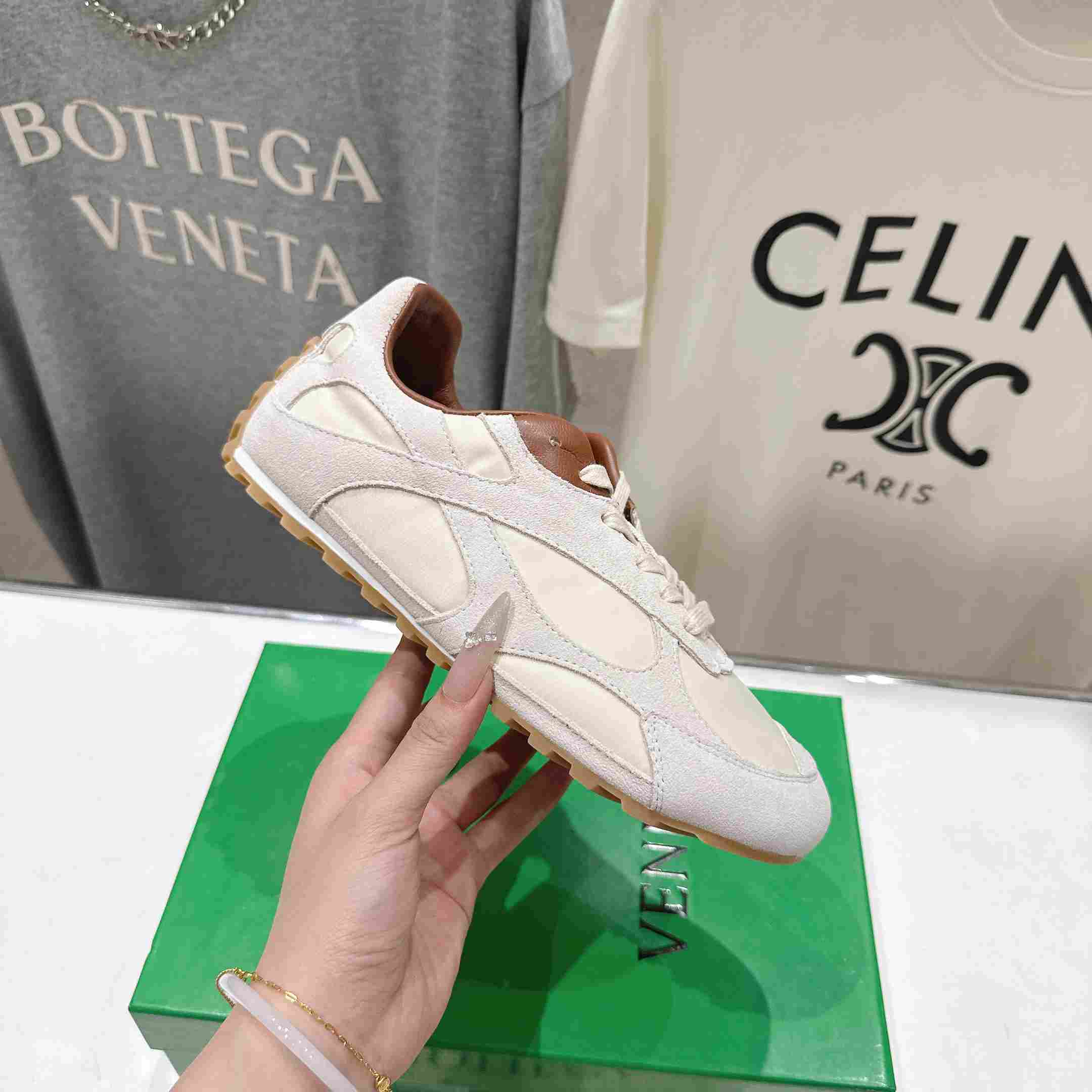 Bottega Veneta Orbit Flash Sneaker - DesignerGu