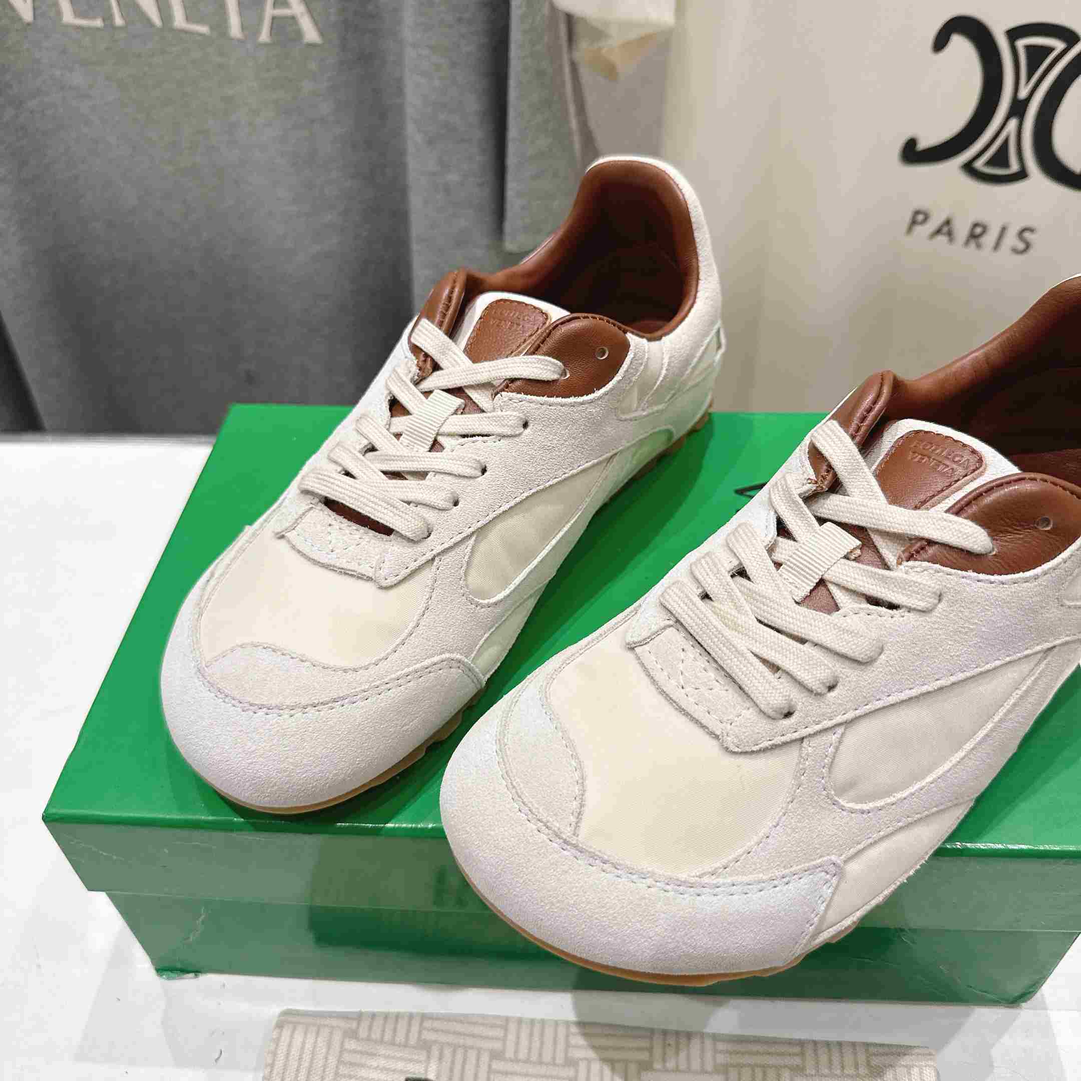 Bottega Veneta Orbit Flash Sneaker - DesignerGu