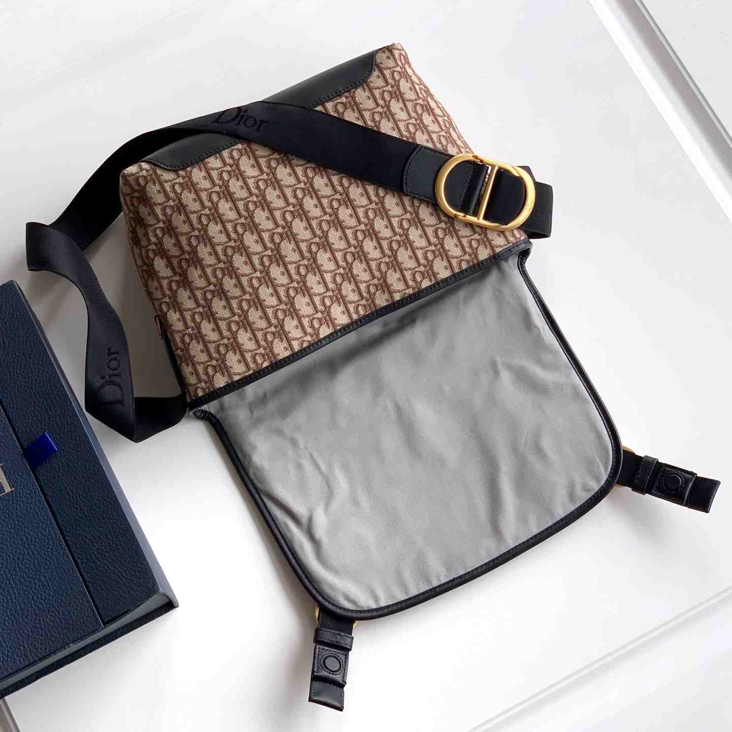 Dior Small Dior Jett Messenger Bag With Flap - DesignerGu