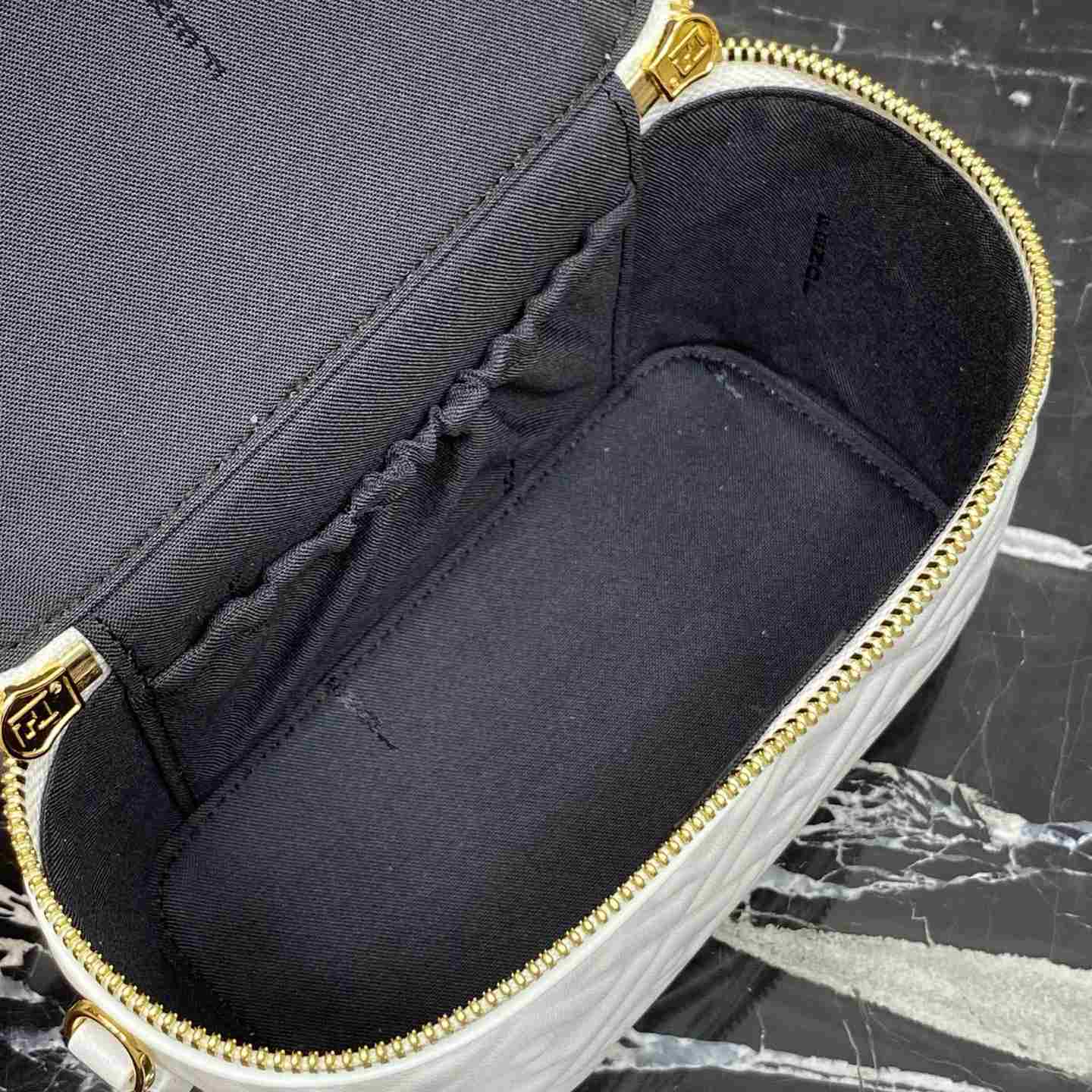 Fendi  Vanity - DesignerGu