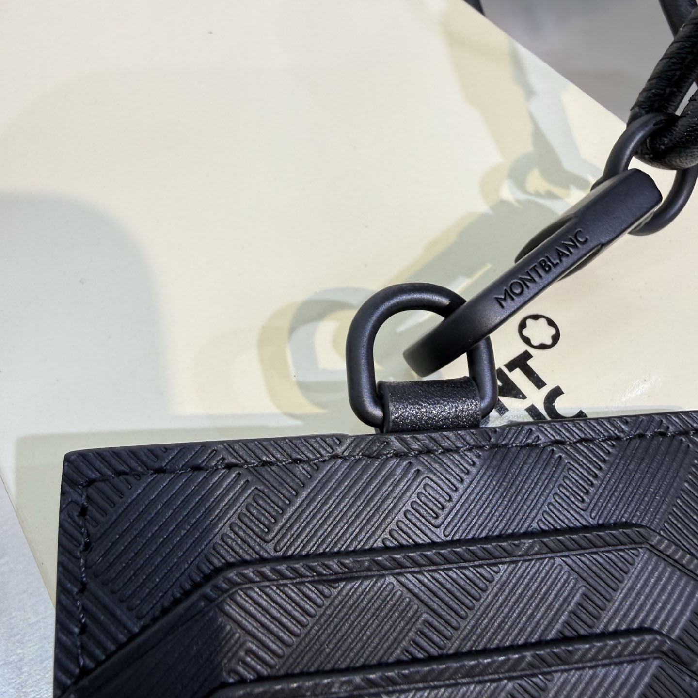 Montblanc Card Holder With Strap In Extreme Leather - DesignerGu
