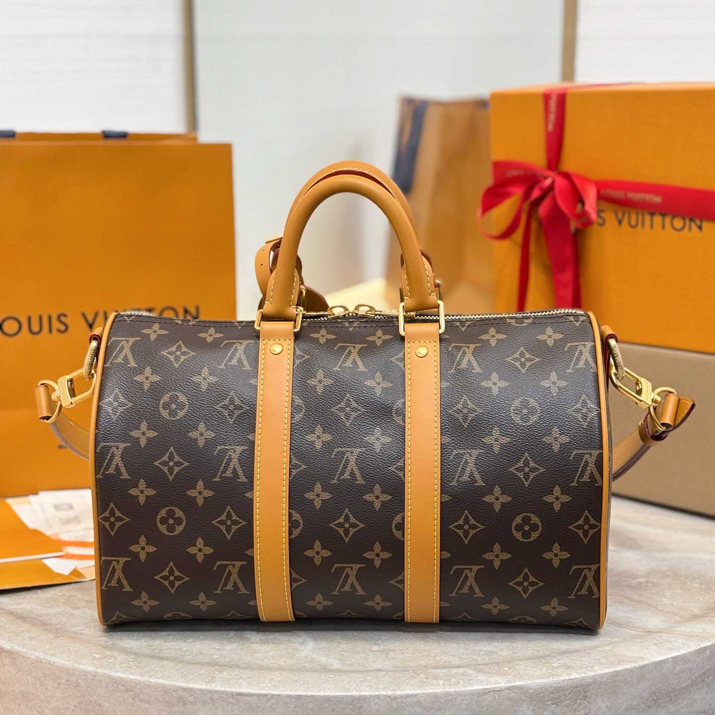 Louis Vuitton Keepall Bandoulière 35 M2A210 - DesignerGu