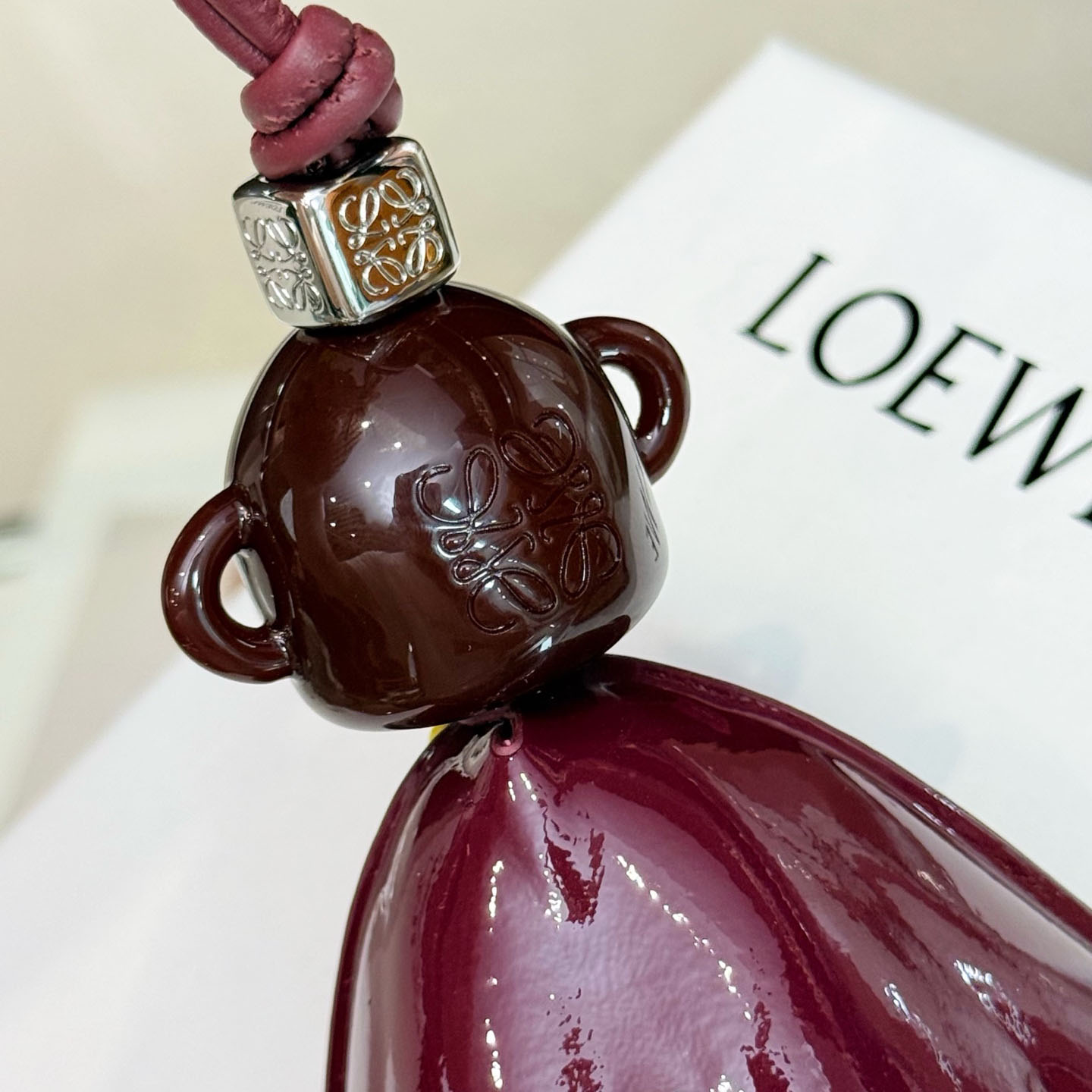 Loewe Blombée Charm In Calfskin And Acetate - DesignerGu