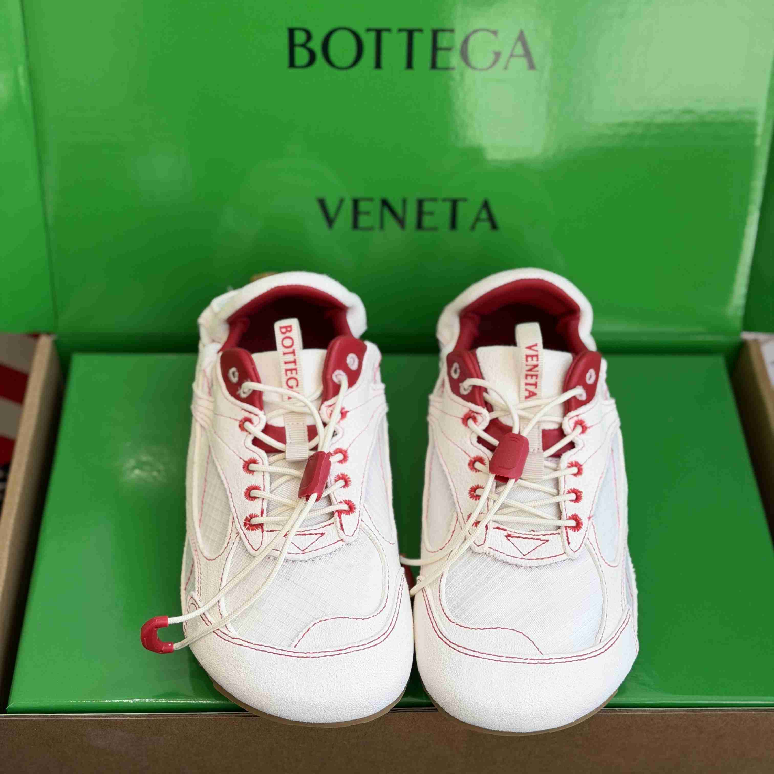 Bottega Veneta Orbit Flash Sneaker - DesignerGu