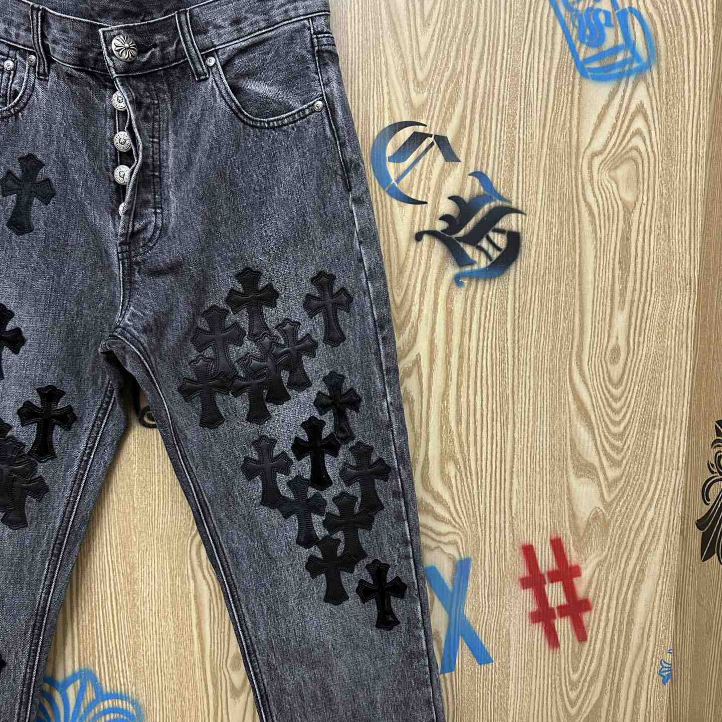 Chrome Hearts  Jeans  - DesignerGu