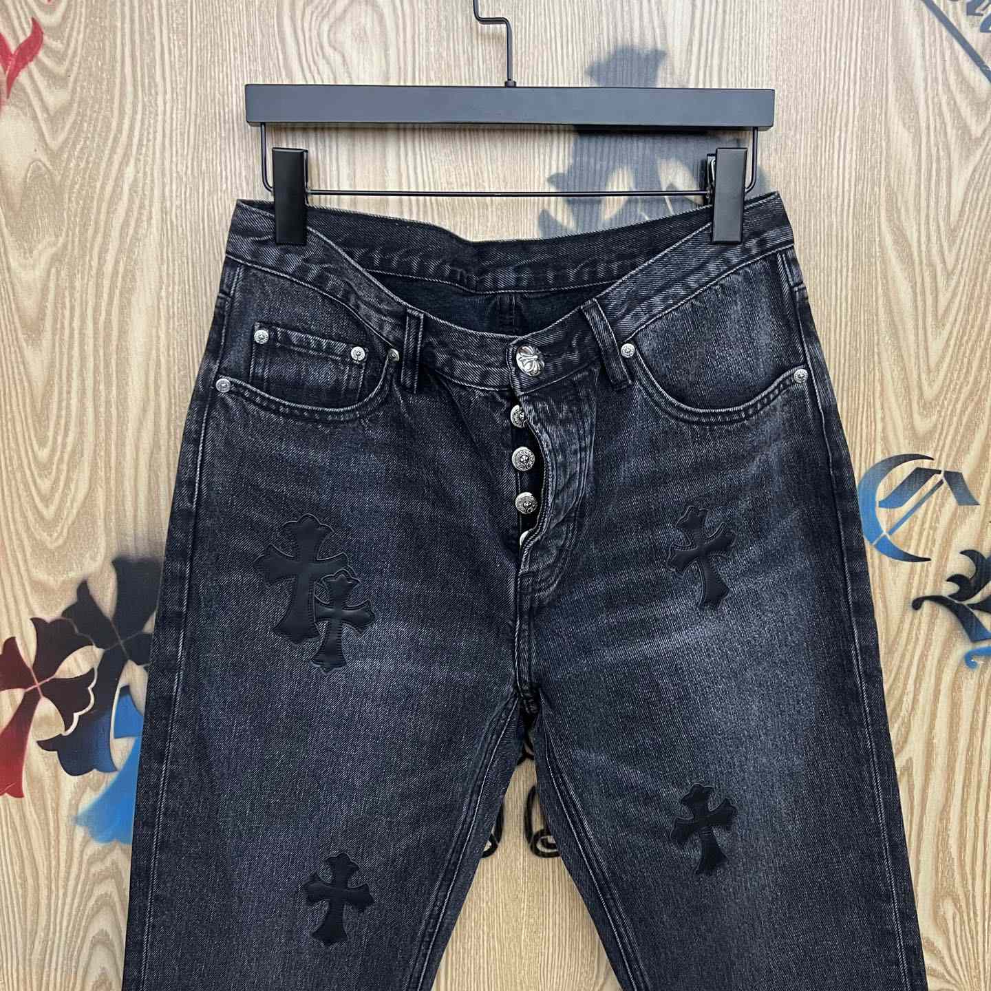 Chrome Hearts  Jeans  - DesignerGu
