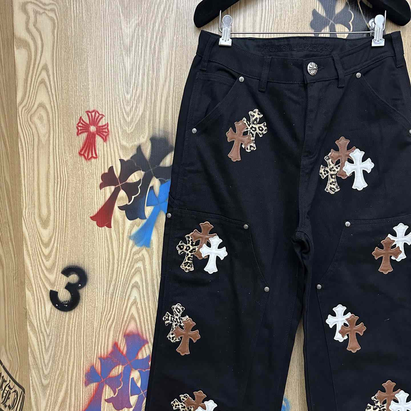Chrome Hearts  Jeans  - DesignerGu