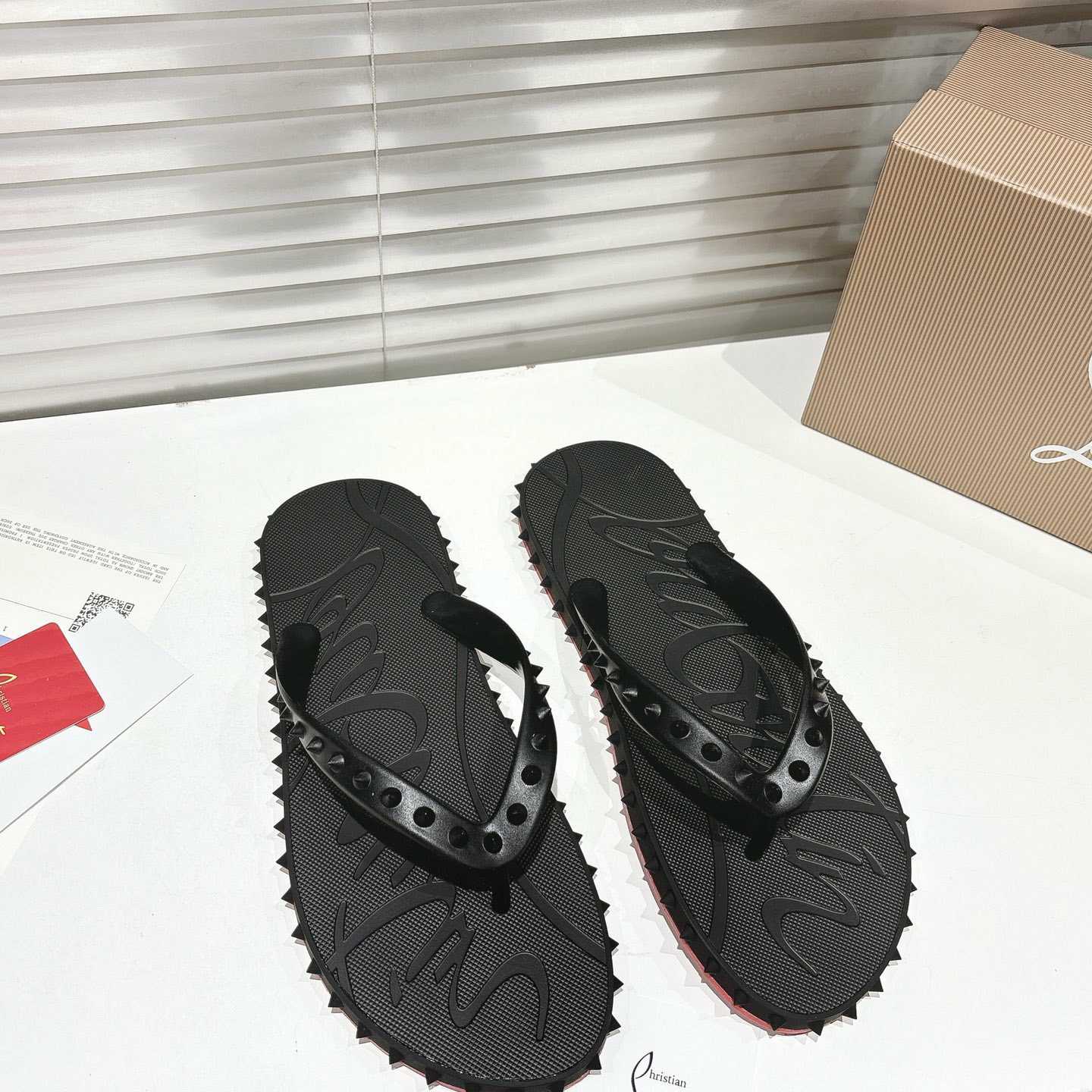 Christian Louboutin Super Loubi Flip Flops - DesignerGu