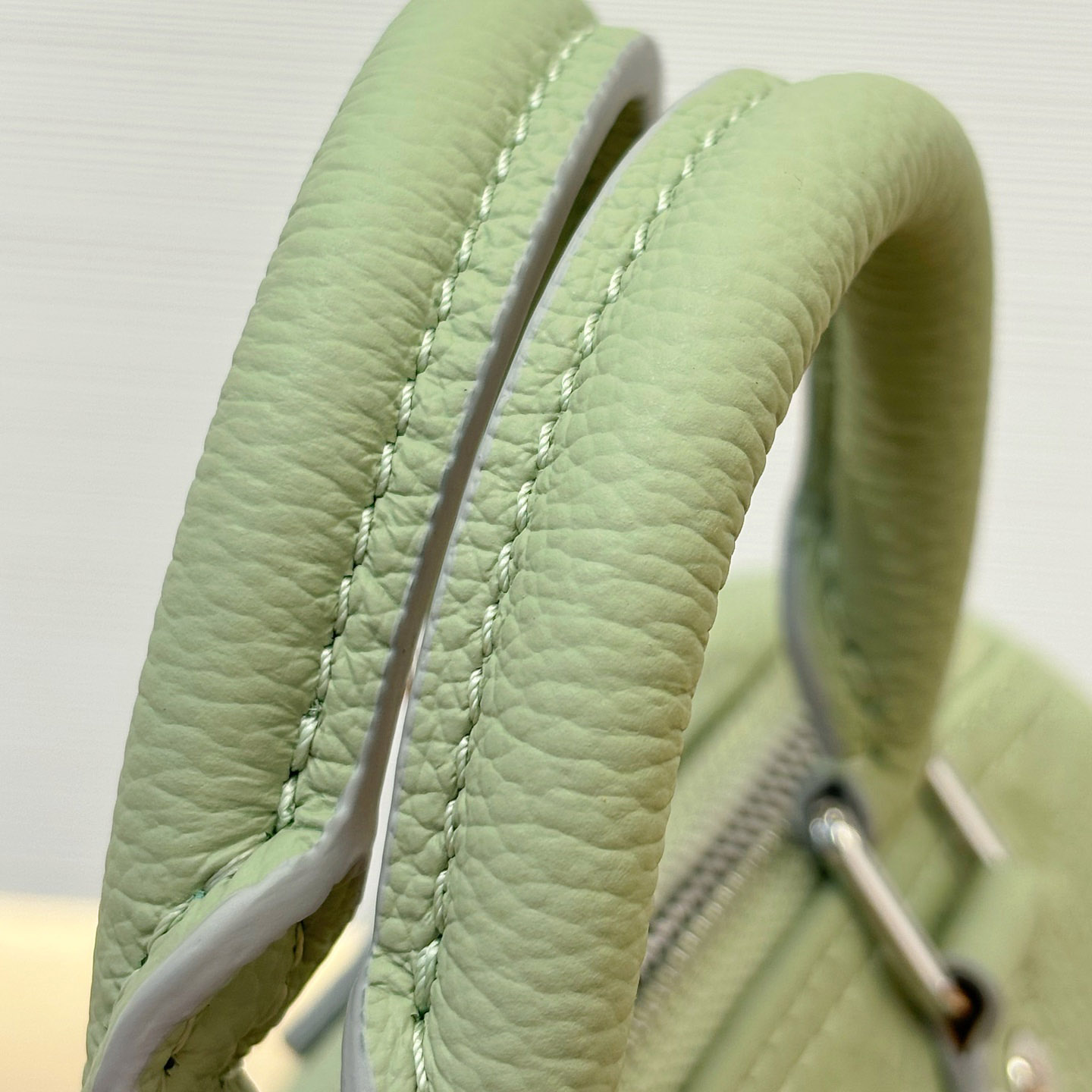 Louis Vuitton Nano Speedy M2A387 - DesignerGu