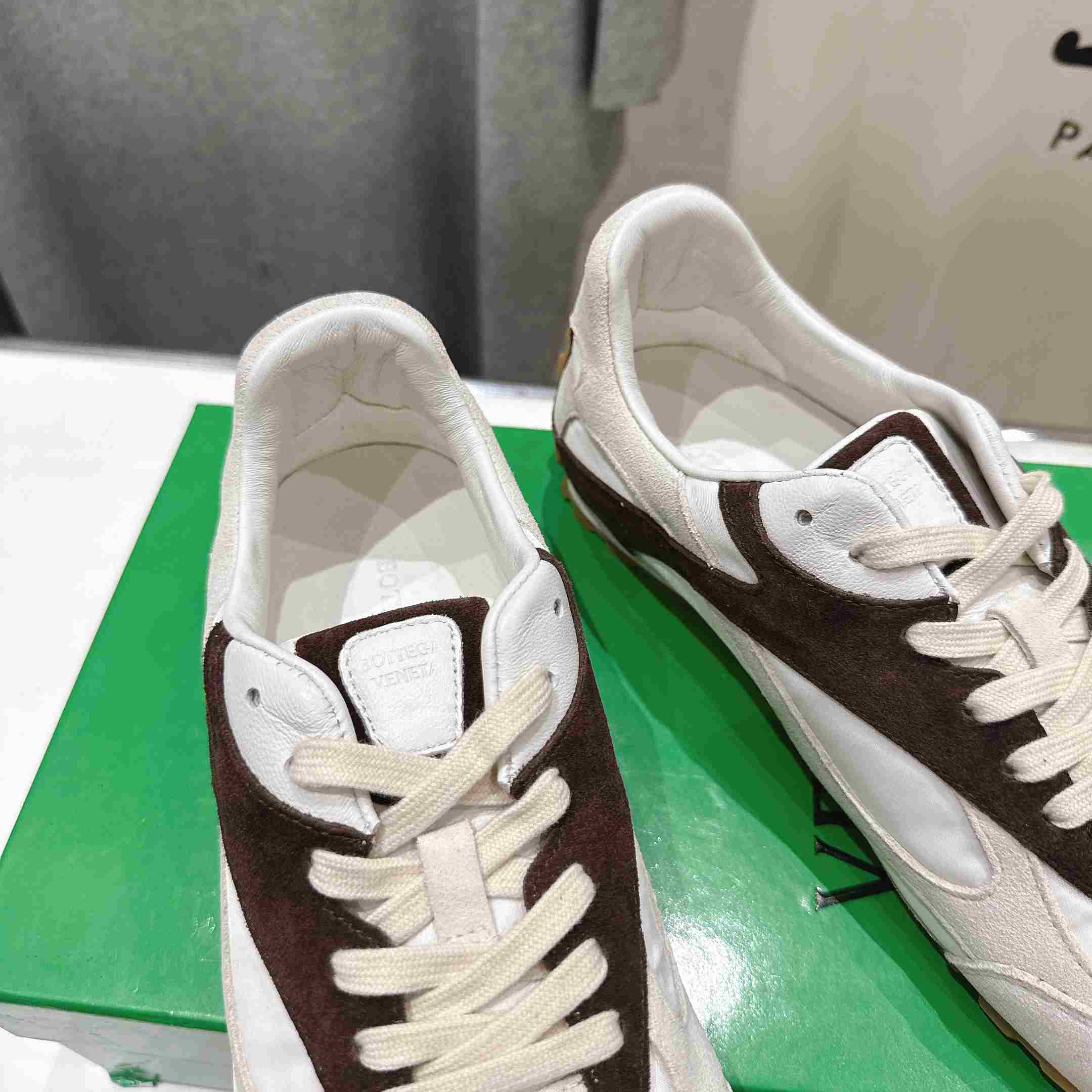 Bottega Veneta Orbit Flash Sneaker - DesignerGu
