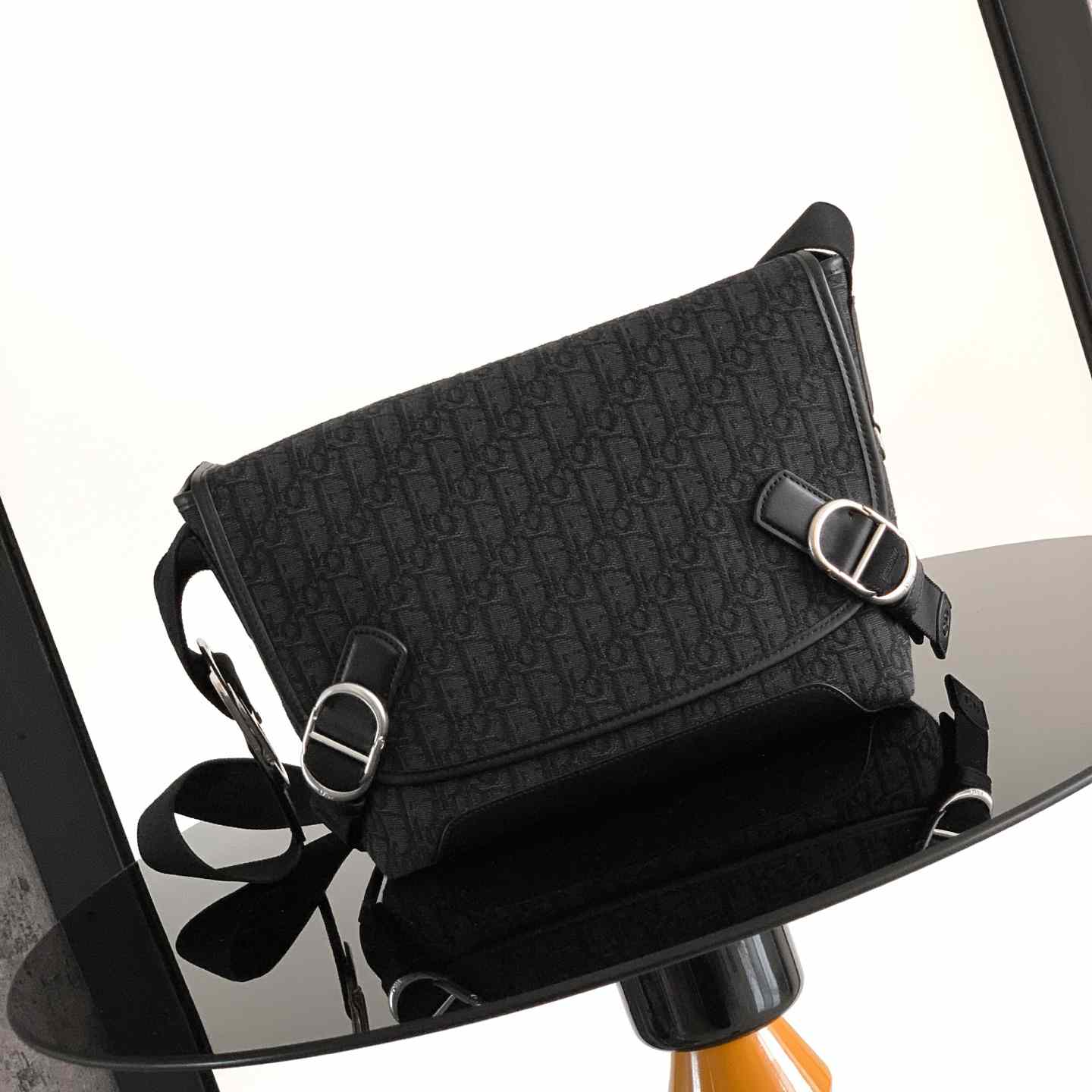 Dior Small Dior Jett Messenger Bag With Flap - DesignerGu