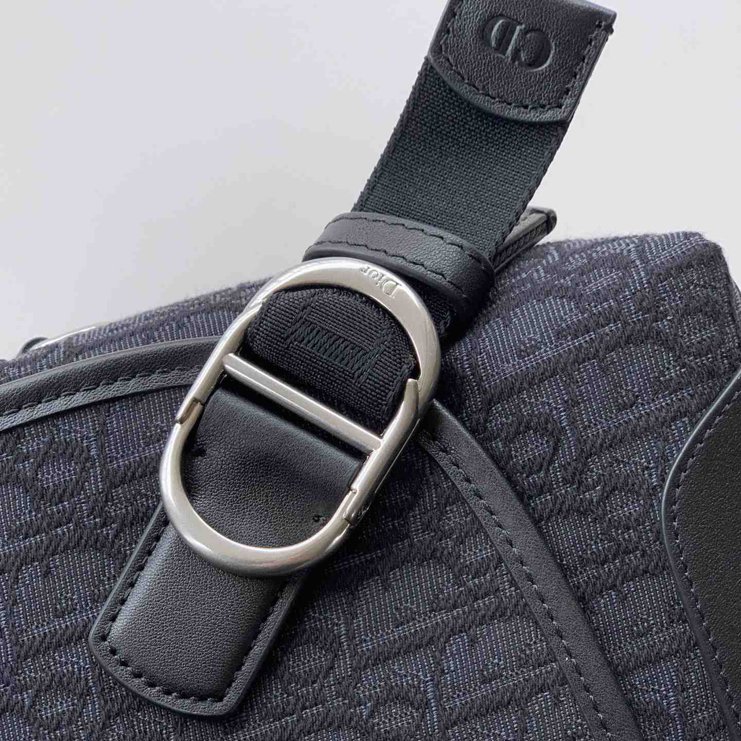 Dior Small Dior Jett Messenger Bag With Flap - DesignerGu