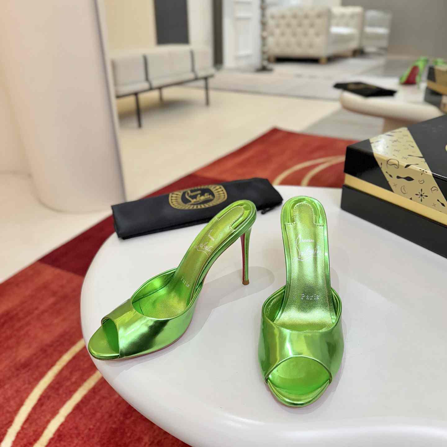 Christian Louboutin Me Dolly 100 mm Mules - DesignerGu