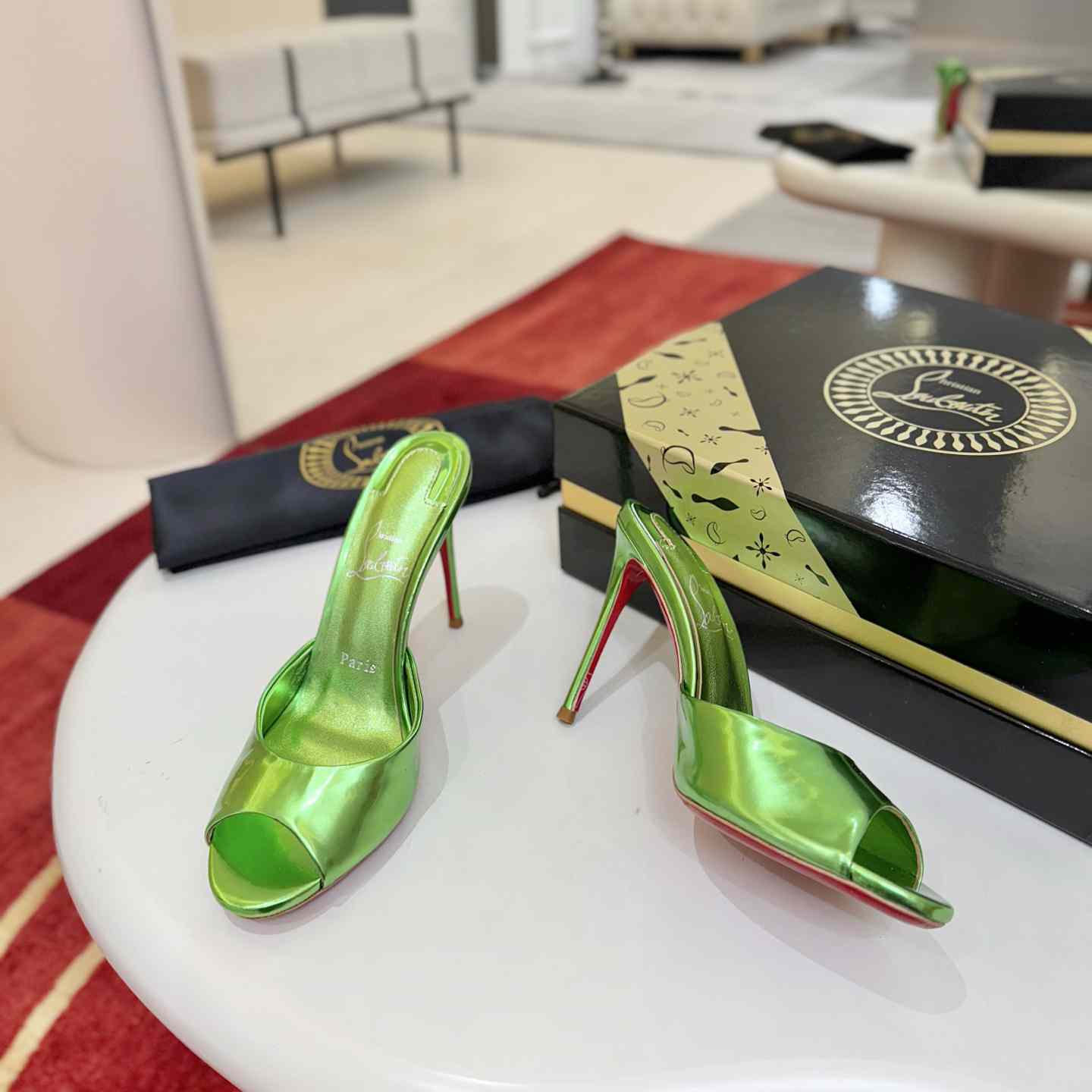Christian Louboutin Me Dolly 100 mm Mules - DesignerGu