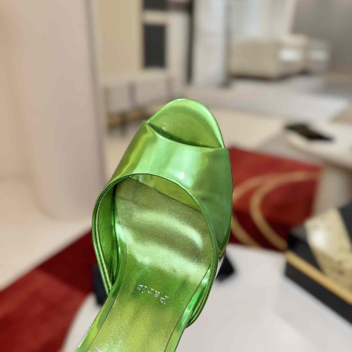 Christian Louboutin Me Dolly 100 mm Mules - DesignerGu