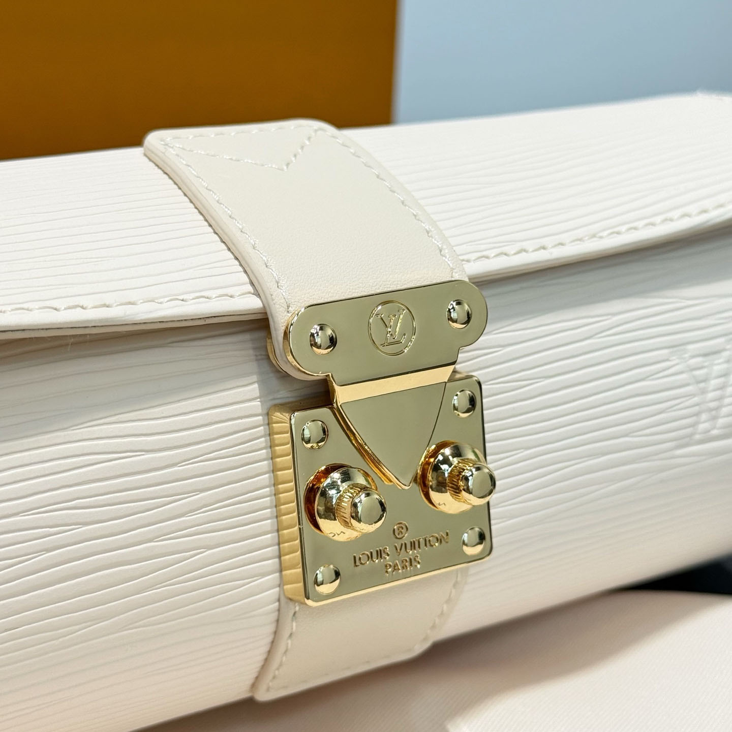 Louis Vuitton Jewelry Case - DesignerGu
