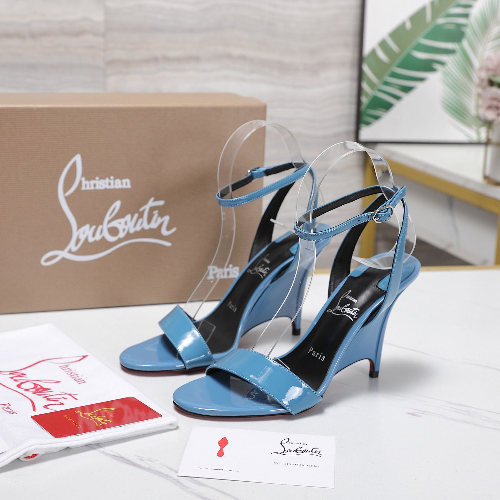 Christian Louboutin Zeezeenella Wedge Sandals - DesignerGu