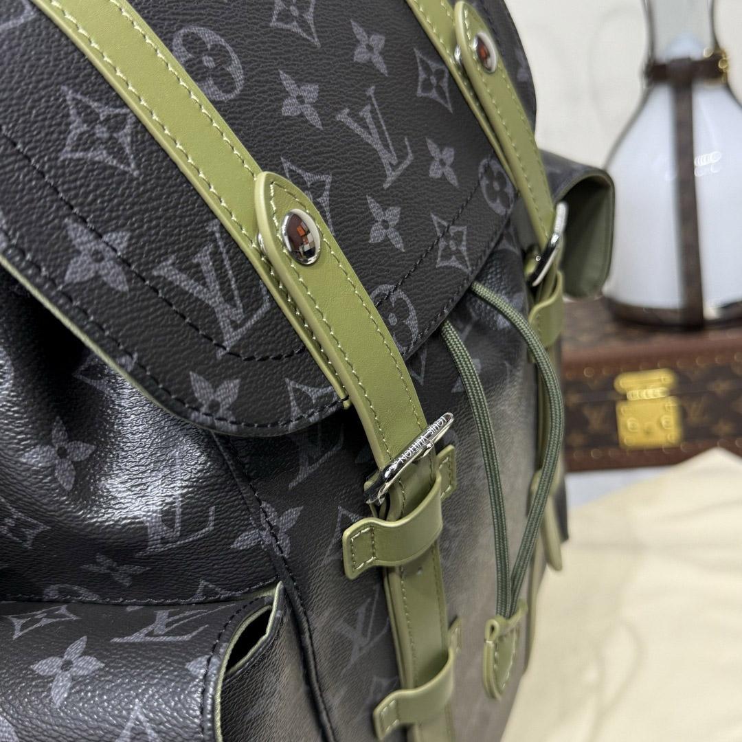 Louis Vuitton Christopher MM M28633 - DesignerGu