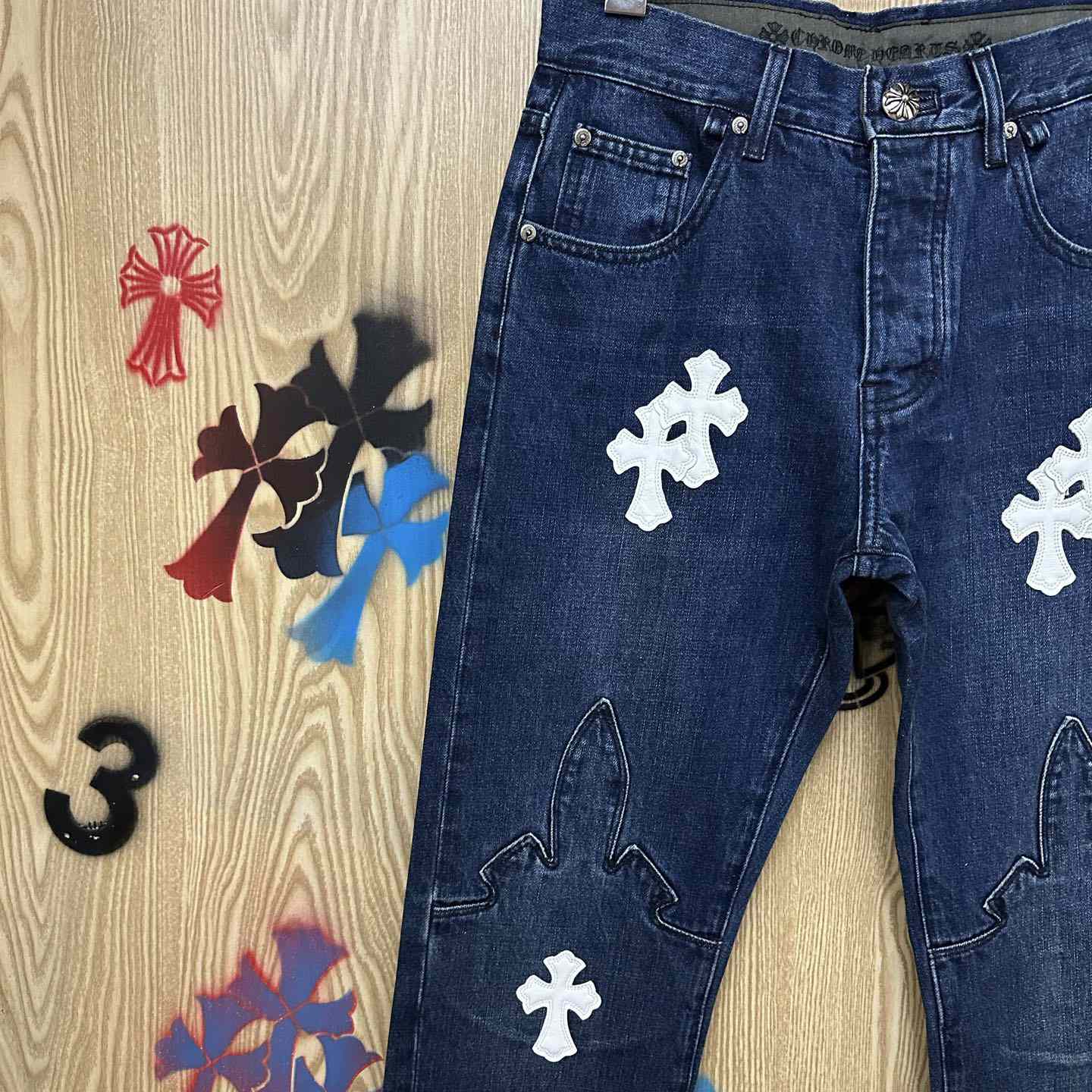 Chrome Hearts  Jeans  - DesignerGu