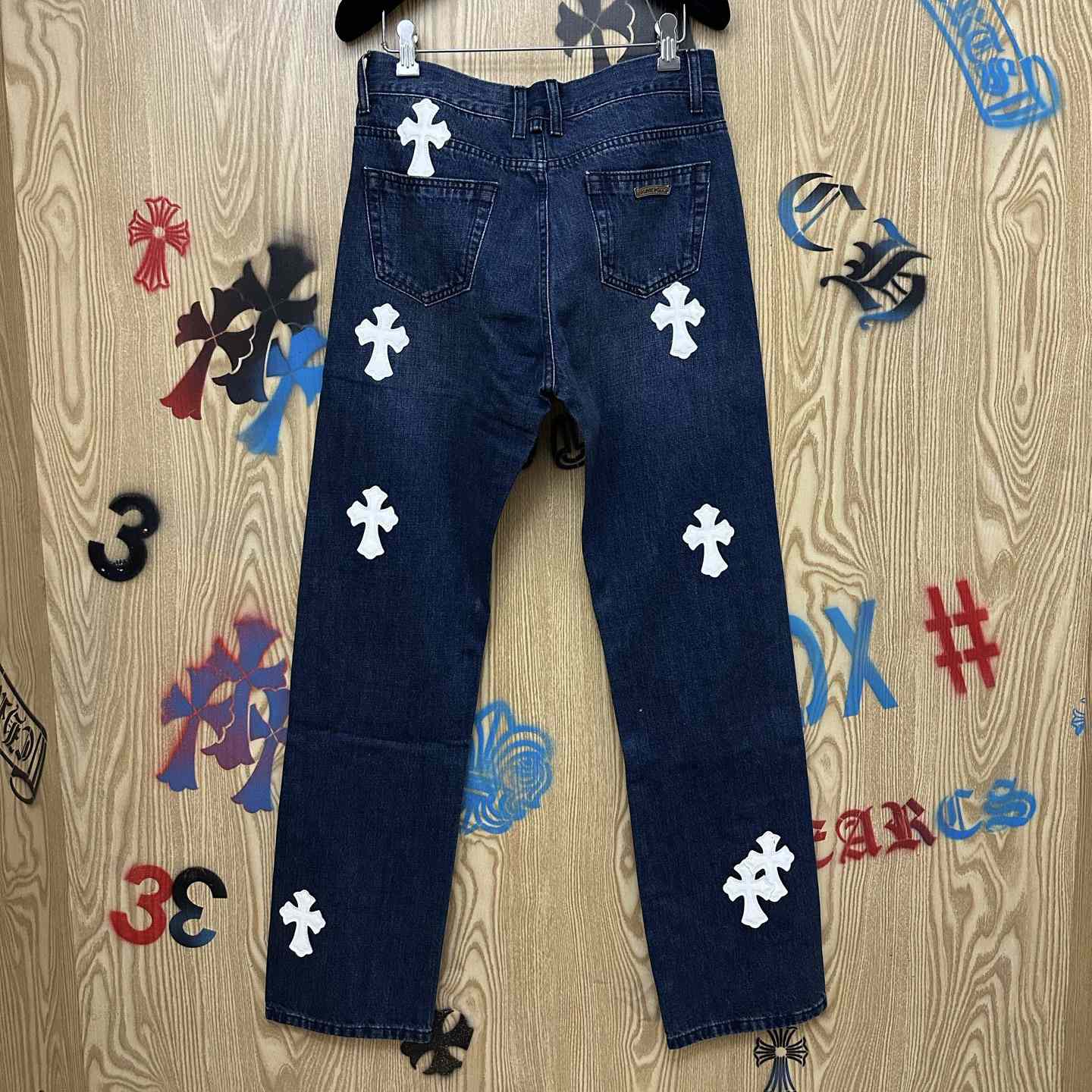 Chrome Hearts  Jeans  - DesignerGu