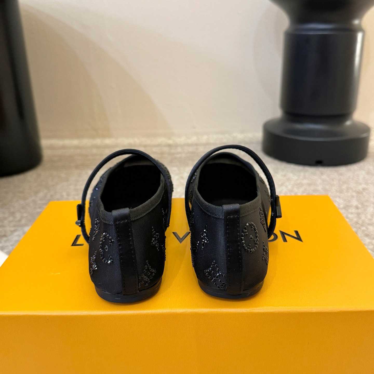 Louis Vuitton Romy Flat Ballerina - DesignerGu