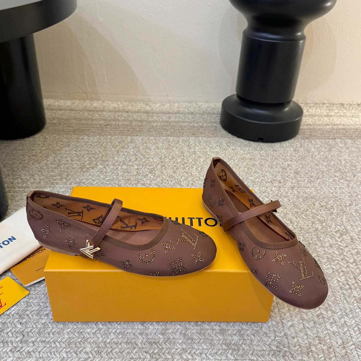 Louis Vuitton Romy Flat Ballerina - DesignerGu