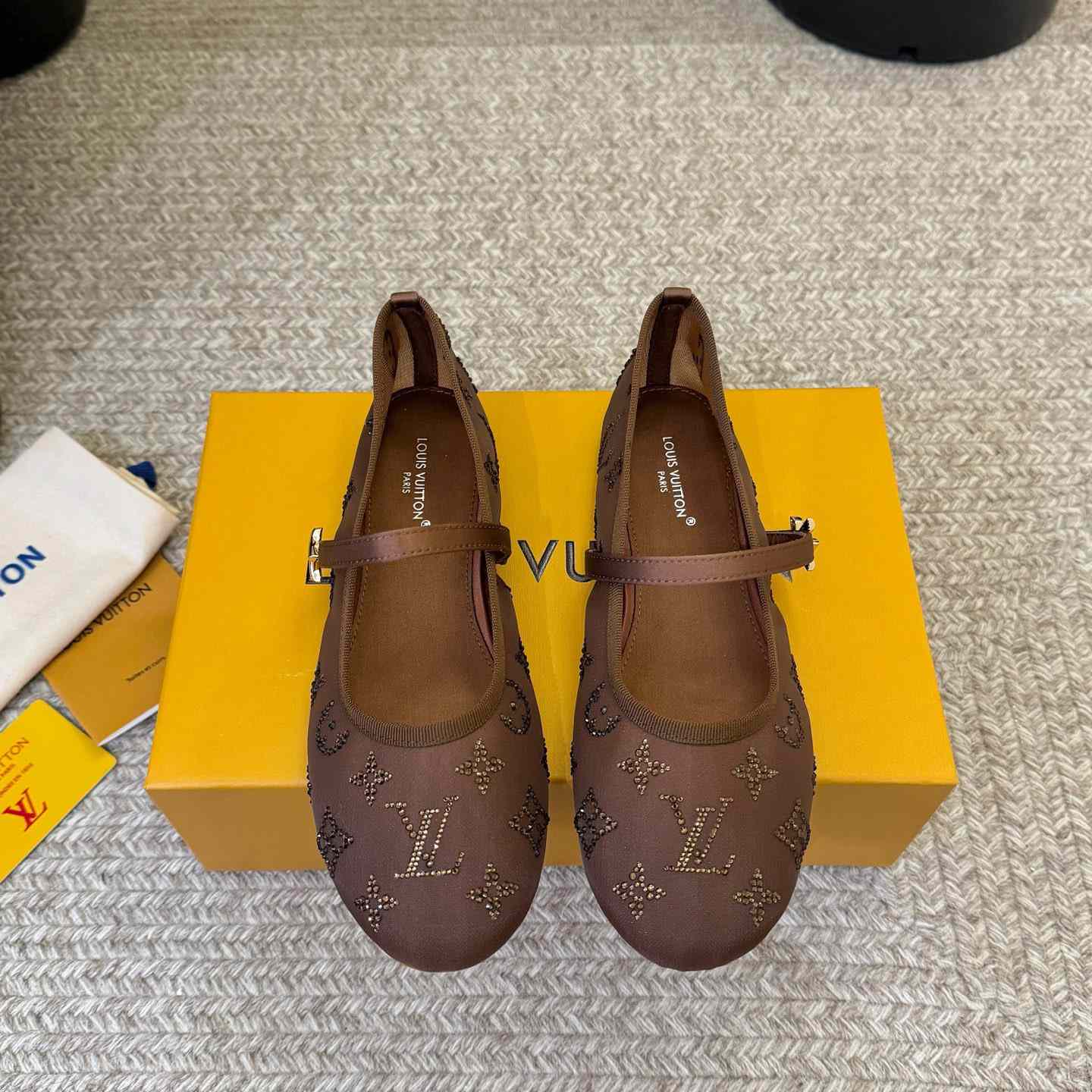 Louis Vuitton Romy Flat Ballerina - DesignerGu