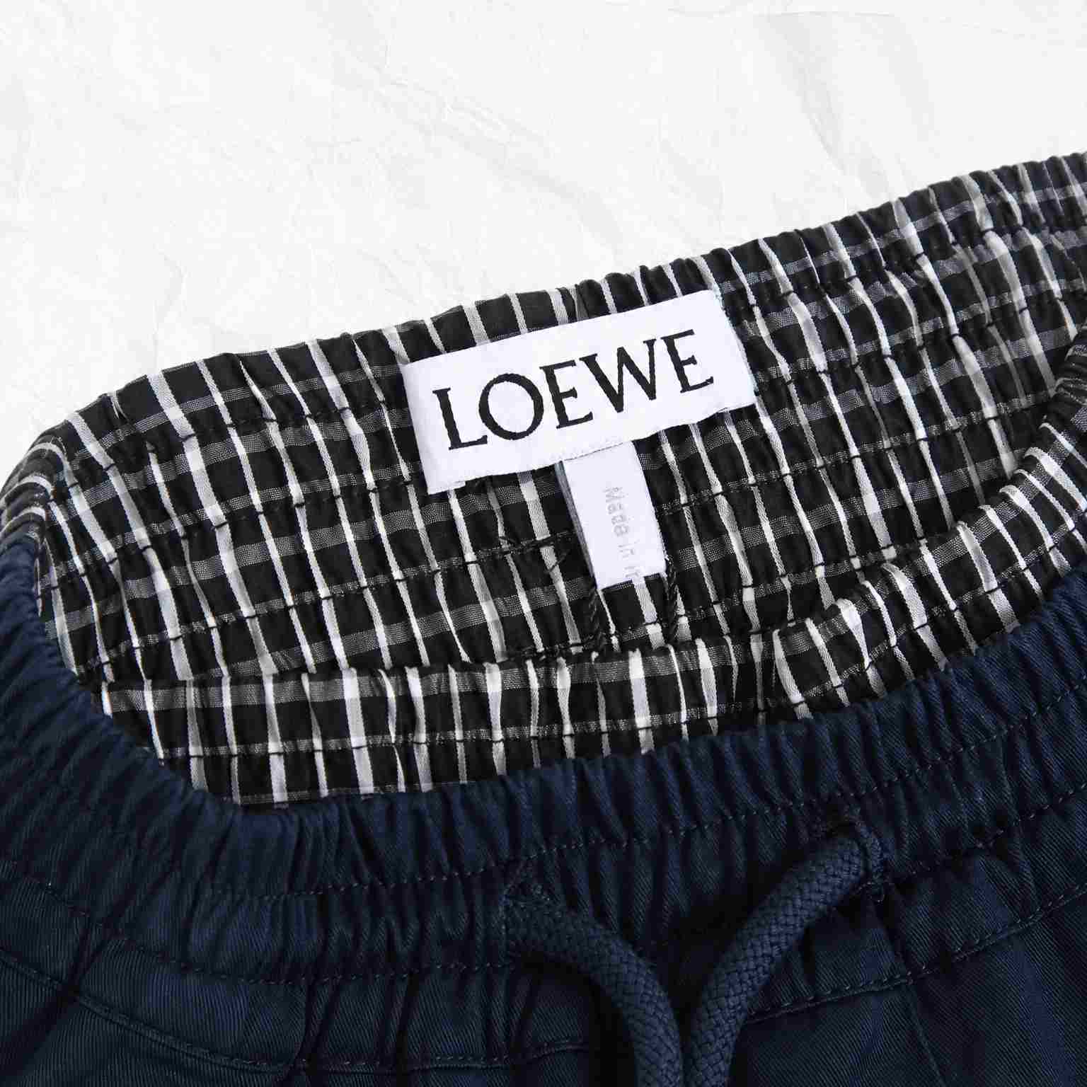Loewe Drawstring Shorts In Cotton - DesignerGu