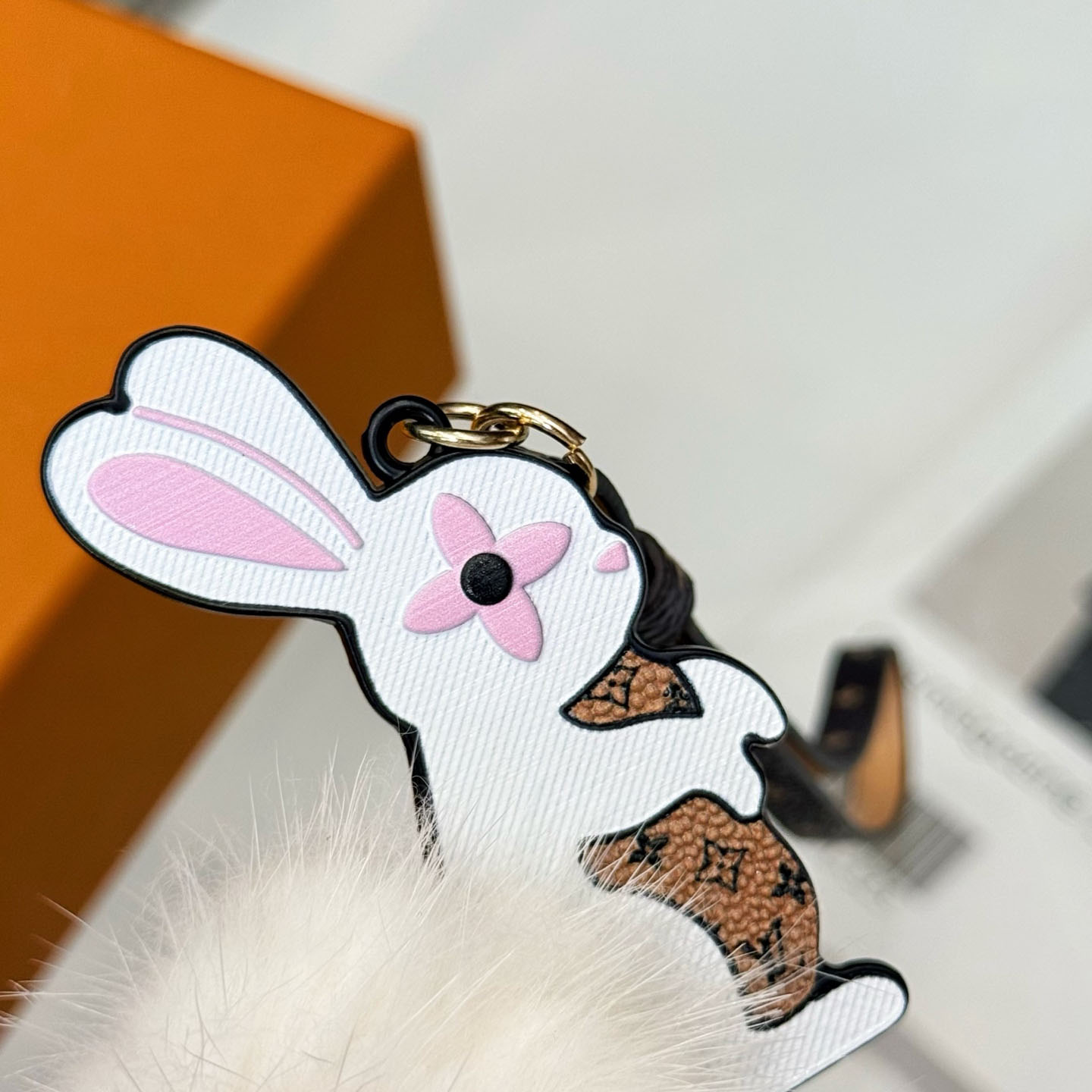 Louis Vuitton Rabbit LV Furry Friend Bag Charm M03217 - DesignerGu
