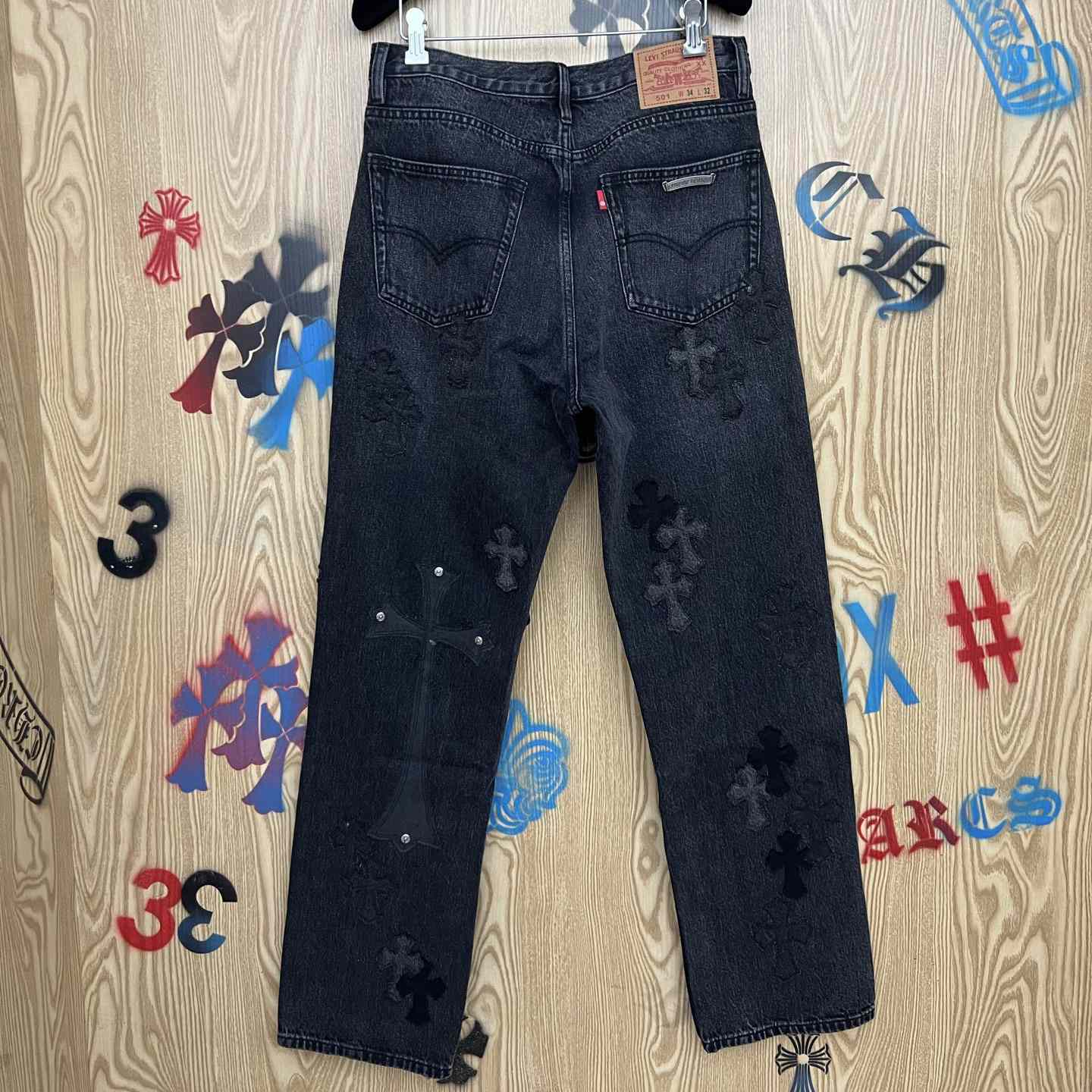 Chrome Hearts  Jeans  - DesignerGu