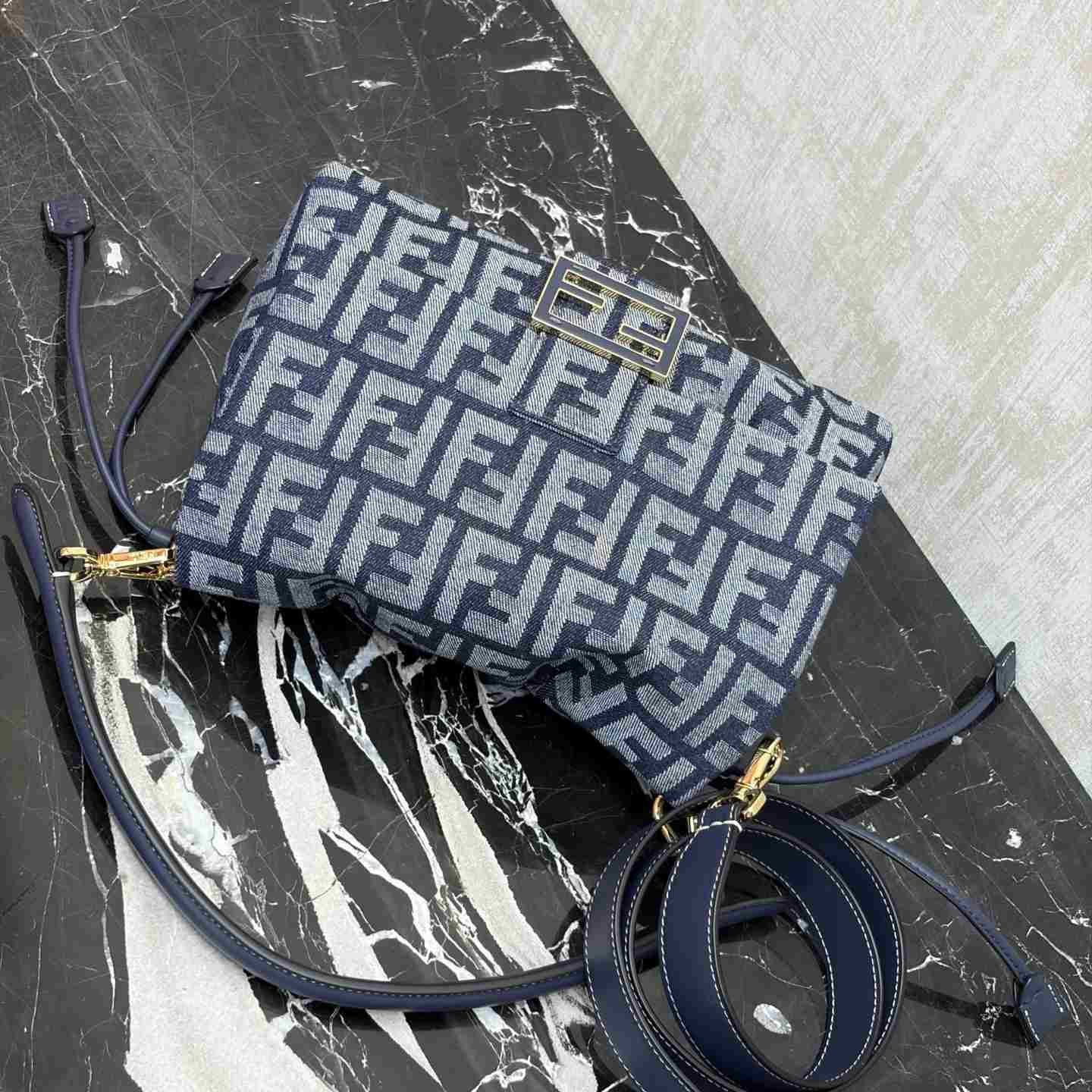 Fendi Baguette® Soft Medium - DesignerGu