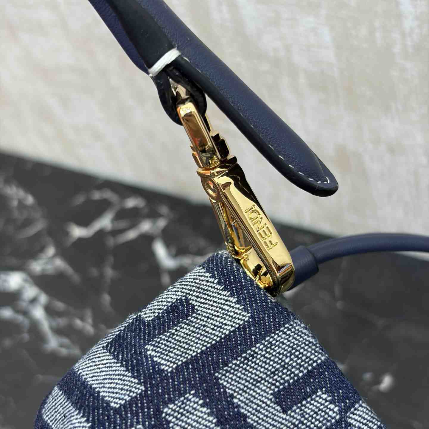 Fendi Baguette® Soft Medium - DesignerGu