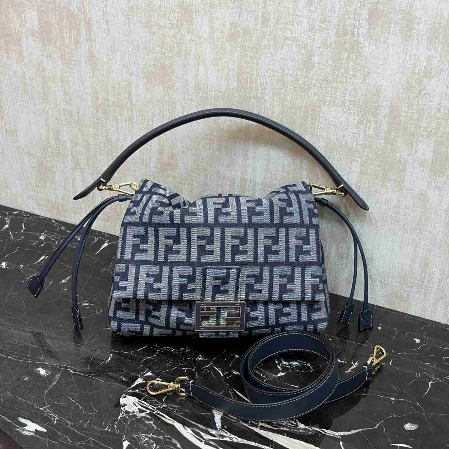 Fendi Baguette® Soft Medium - DesignerGu