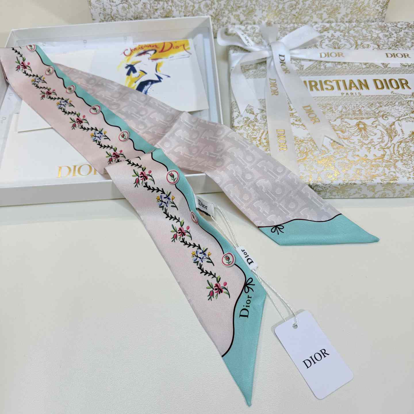Dior Dioramour Revolution Flowers Mitzah Scarf - DesignerGu