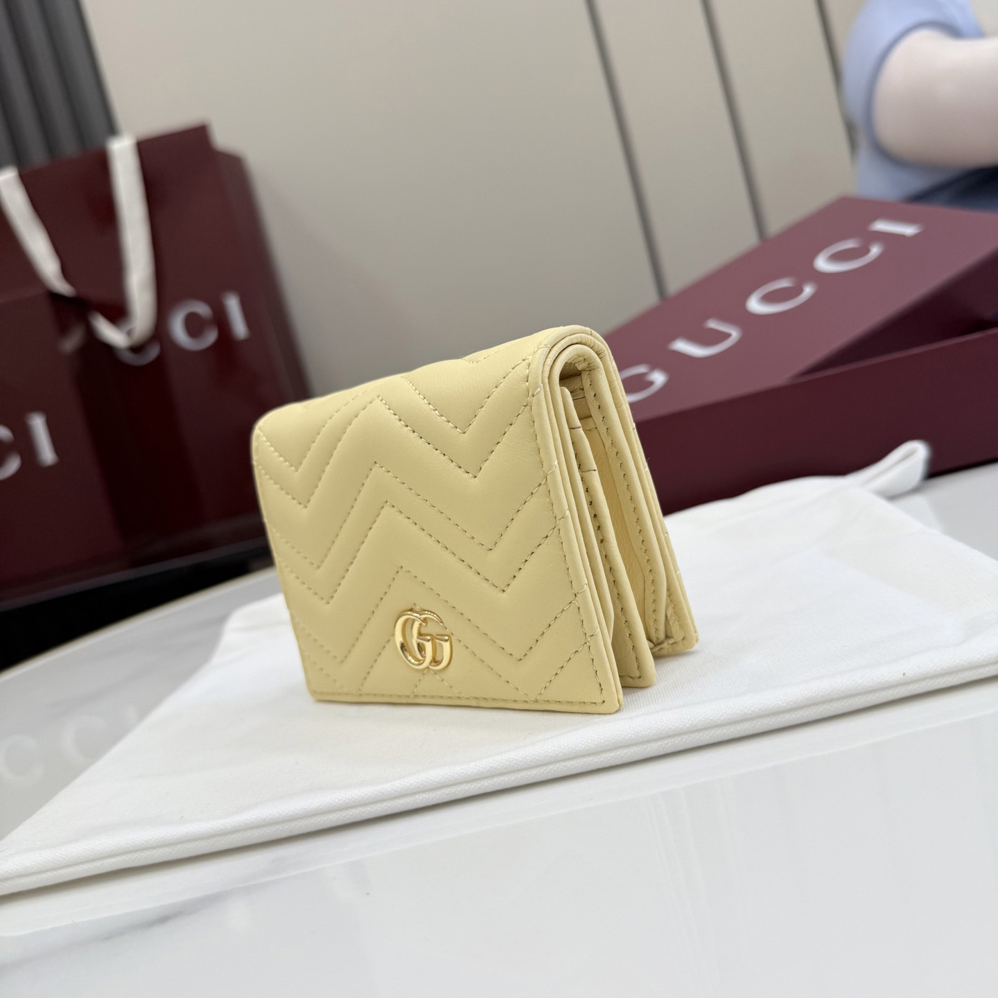 Gucci GG Marmont Small Wallet 466492 - DesignerGu