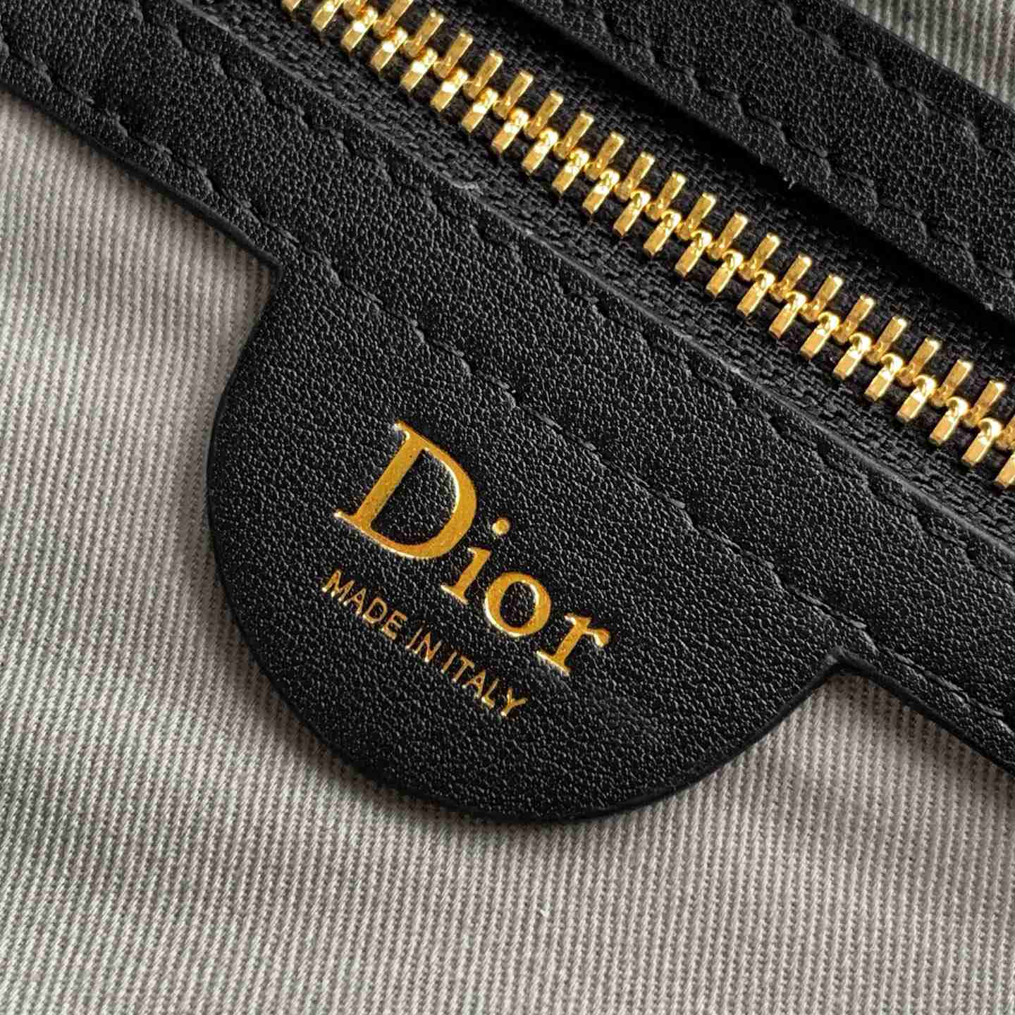 Dior Mini Dior Jett Messenger Bag With Flap - DesignerGu