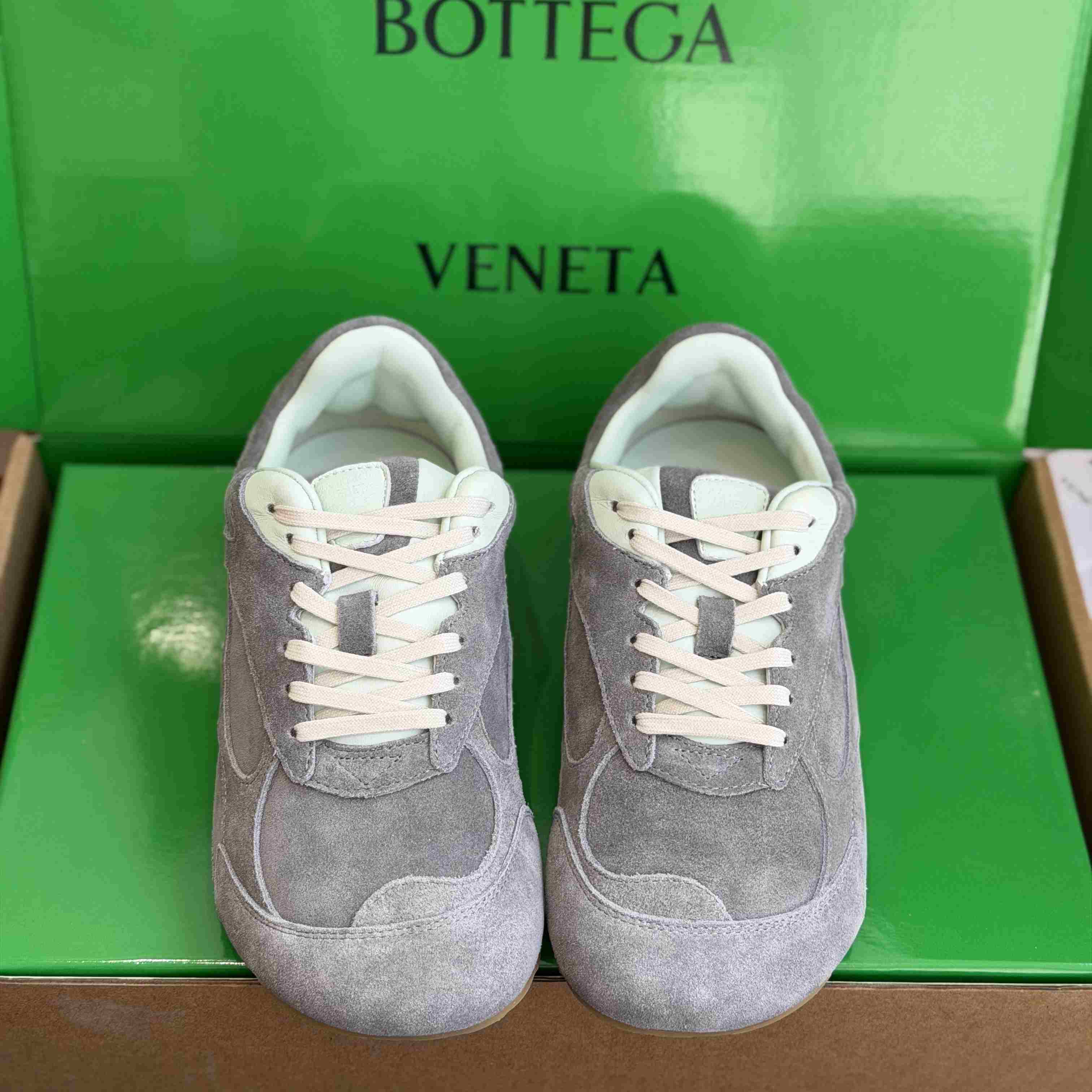 Bottega Veneta Orbit Flash Sneaker - DesignerGu