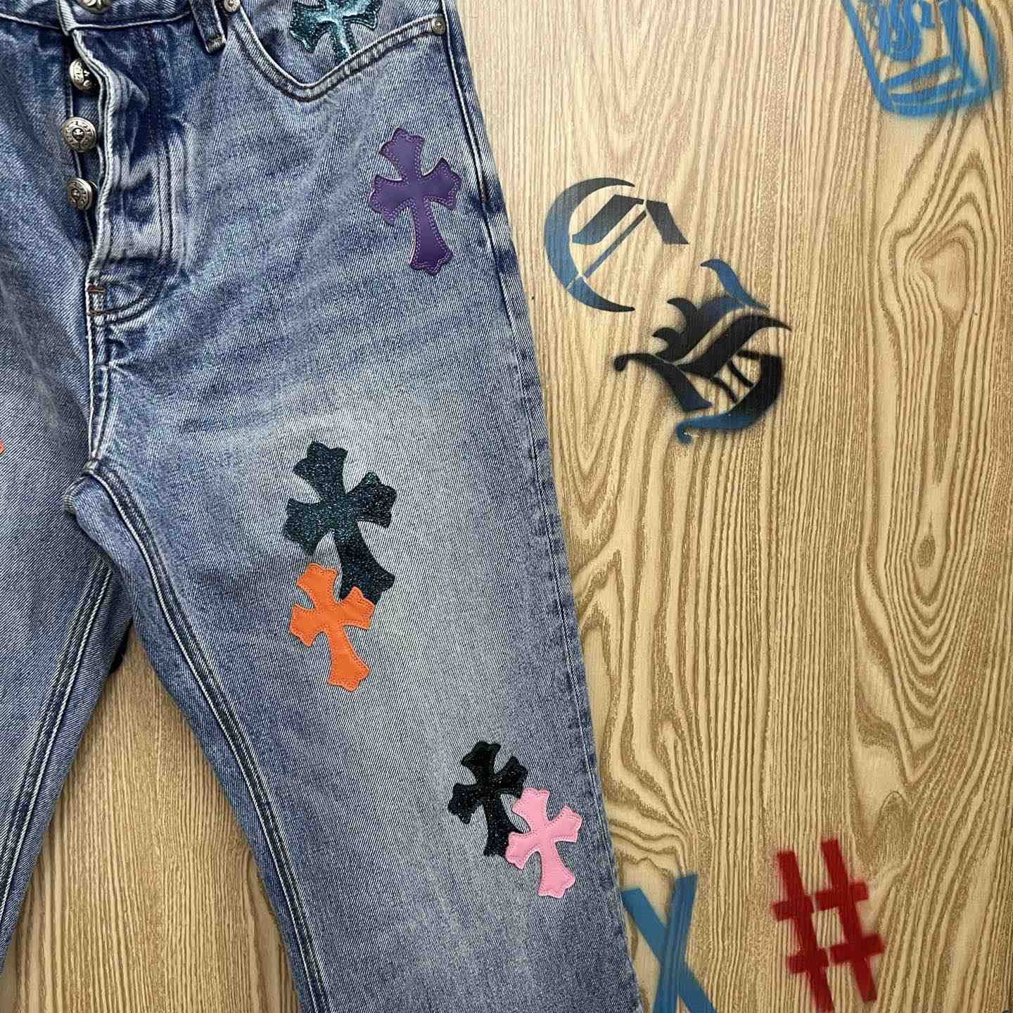 Chrome Hearts  Jeans  - DesignerGu