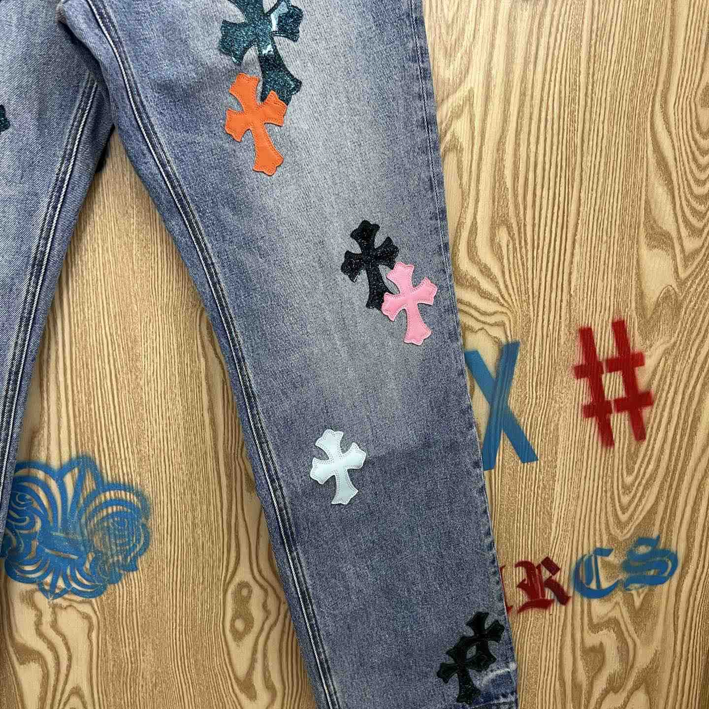 Chrome Hearts  Jeans  - DesignerGu