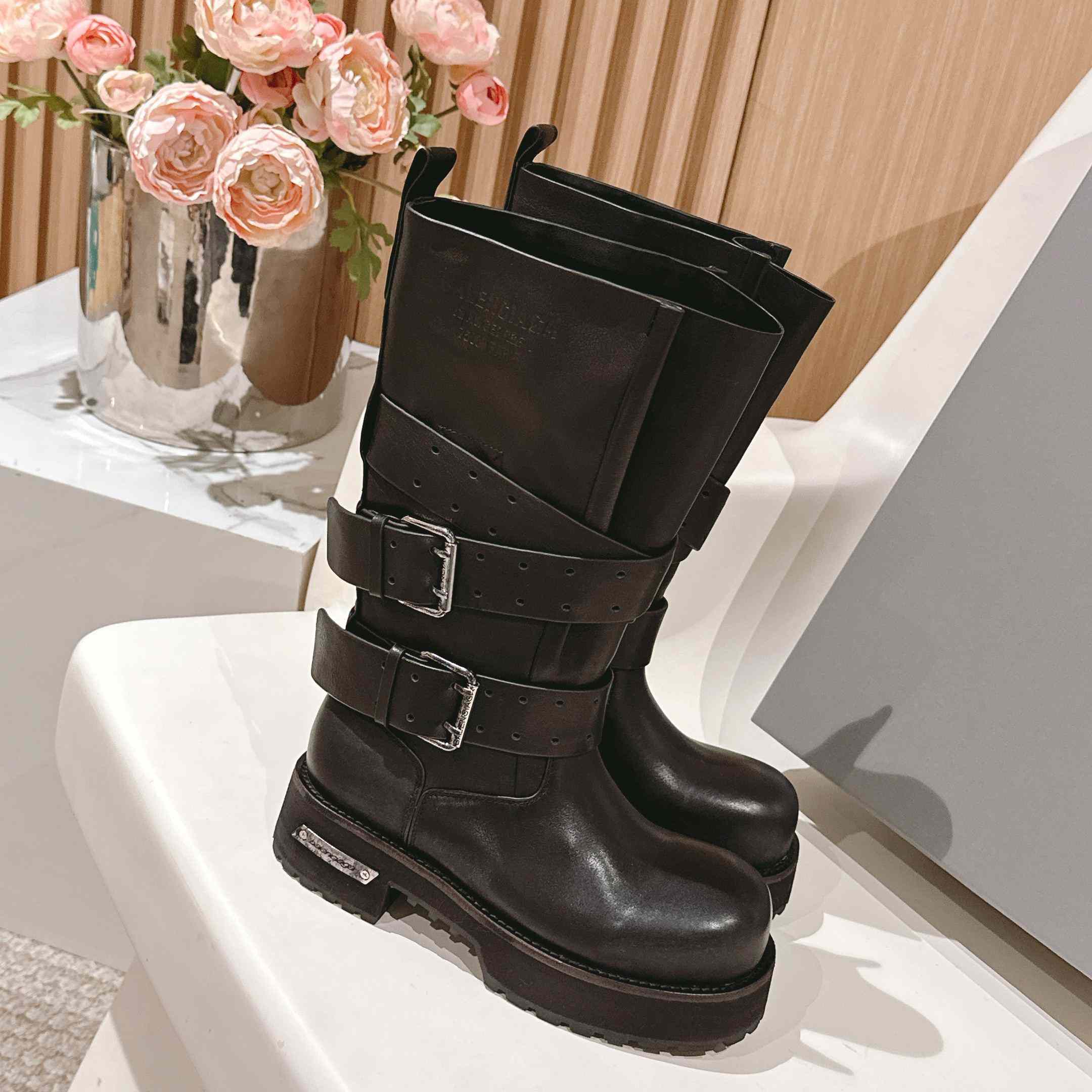 Balenciaga Venom High Boot In Black - DesignerGu