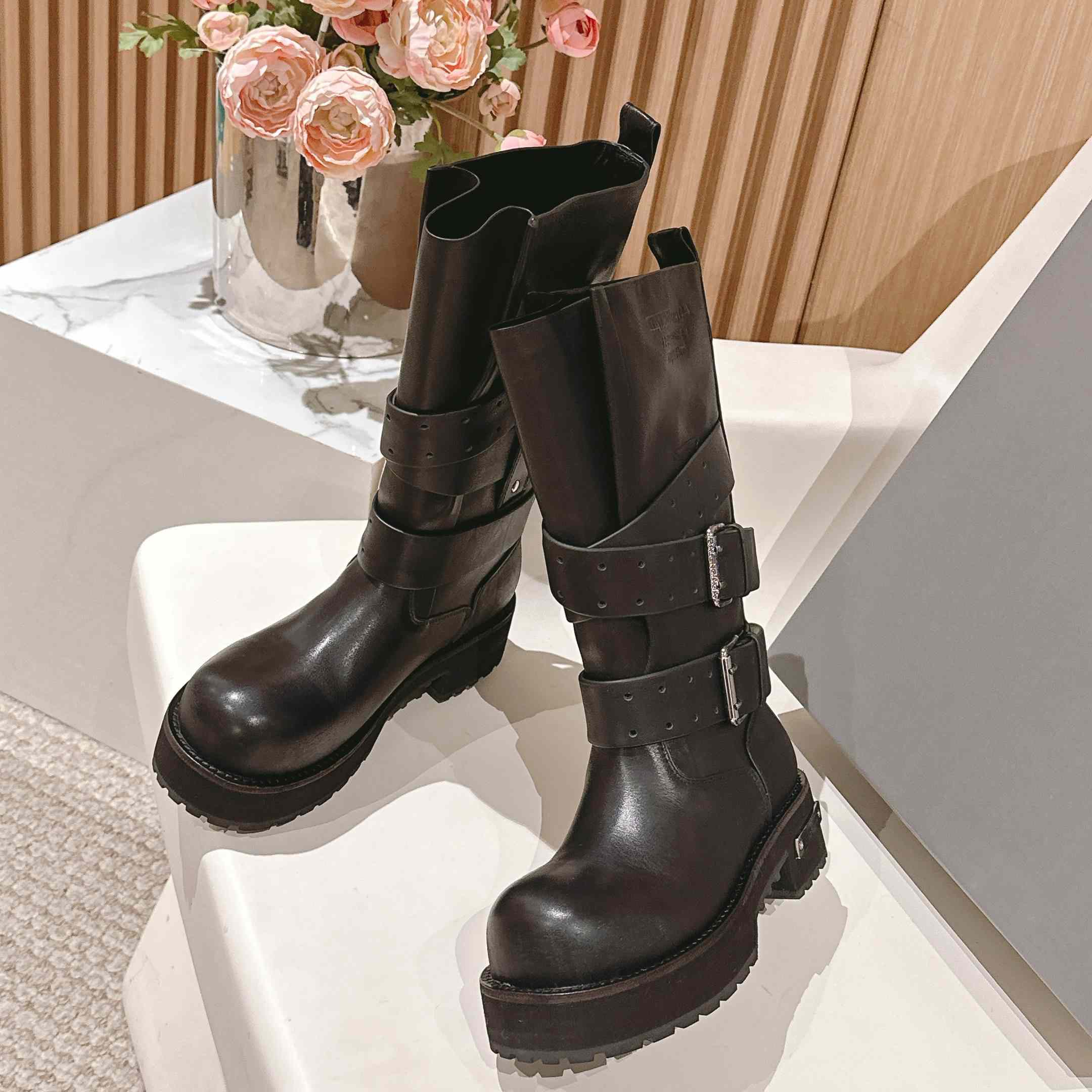 Balenciaga Venom High Boot In Black - DesignerGu