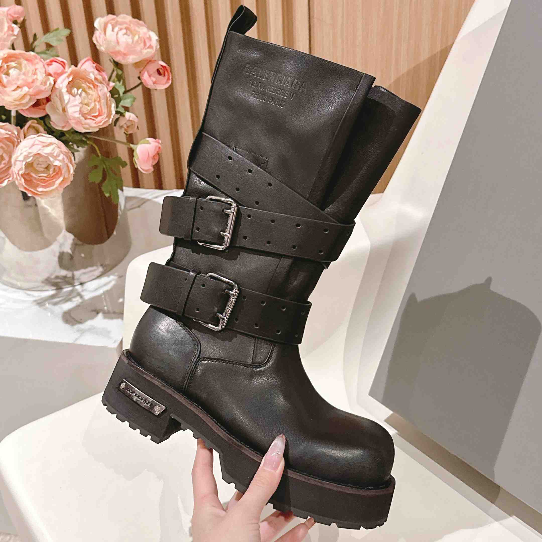 Balenciaga Venom High Boot In Black - DesignerGu