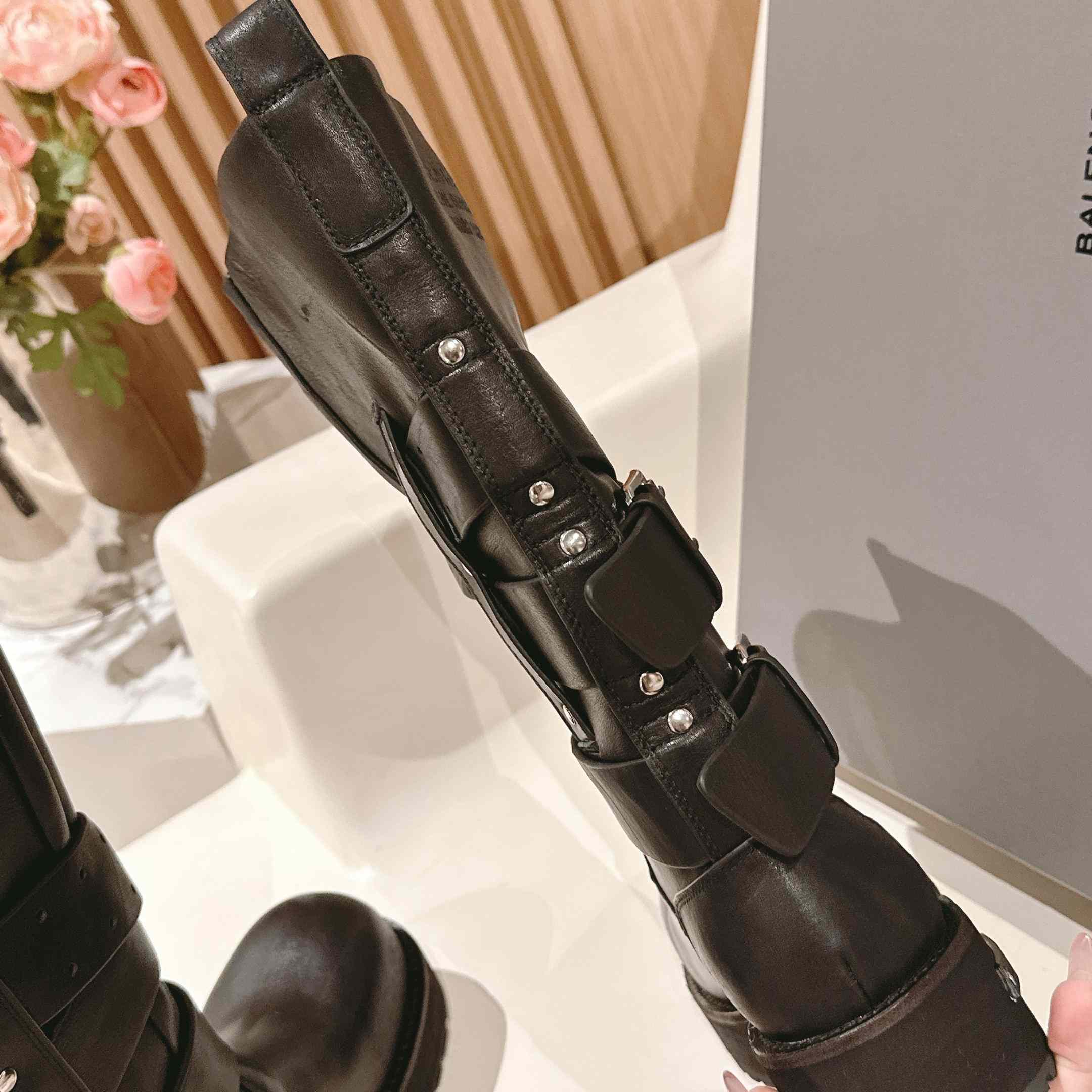 Balenciaga Venom High Boot In Black - DesignerGu