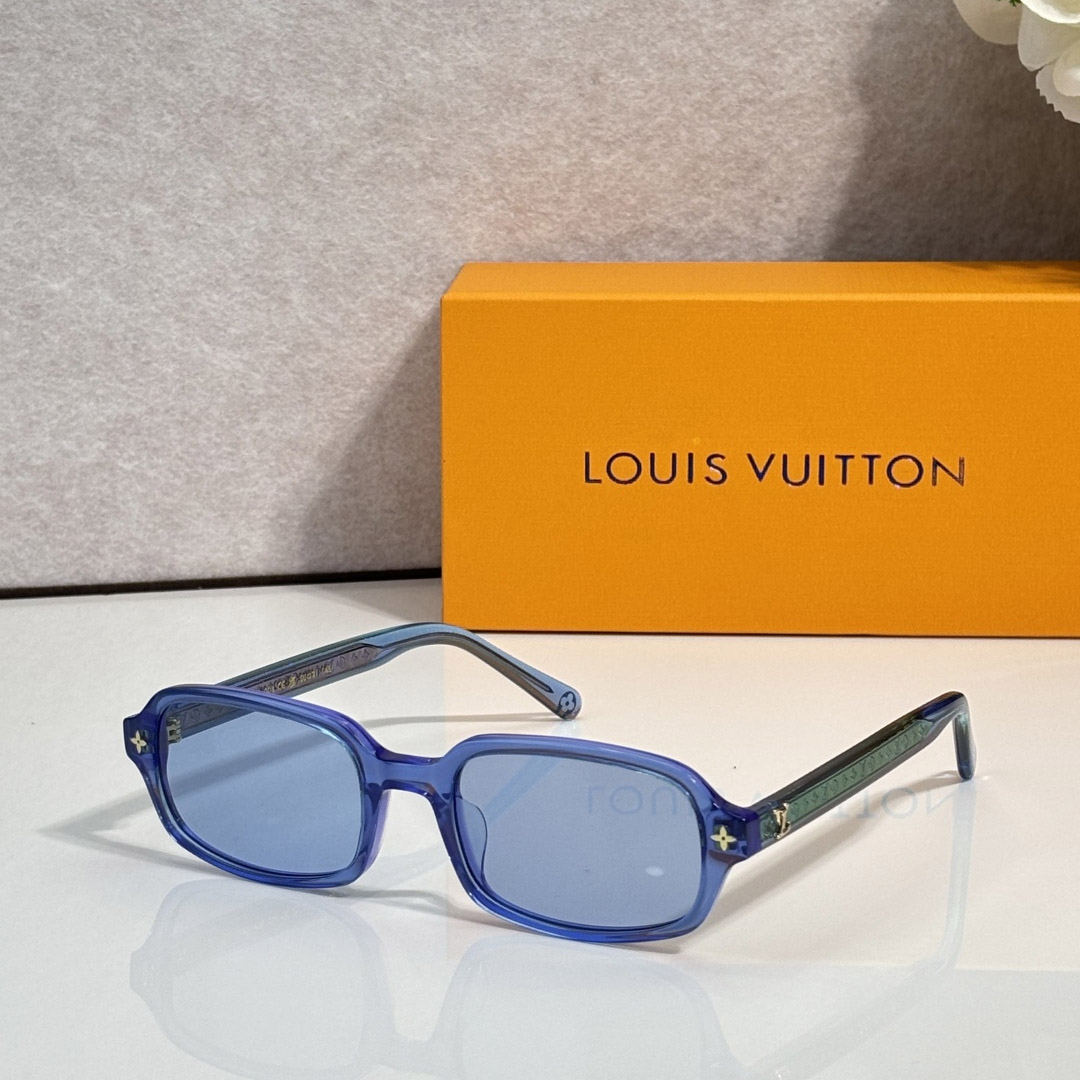 Louis Vuitton LV Aura Low Rectangle Sunglasses Z3178U - DesignerGu